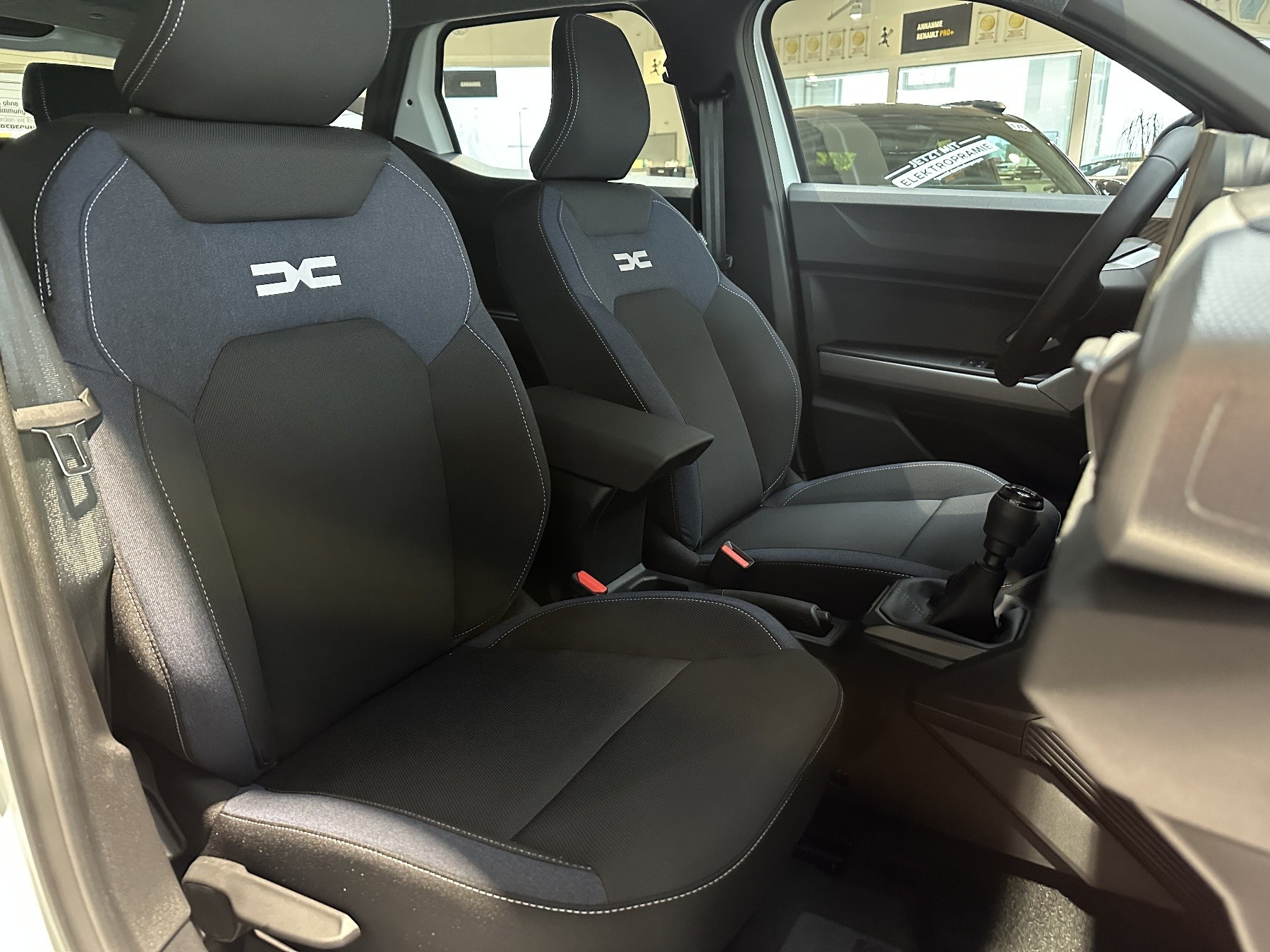 Bild 12 - Duster mild hybrid 140PS Expression
