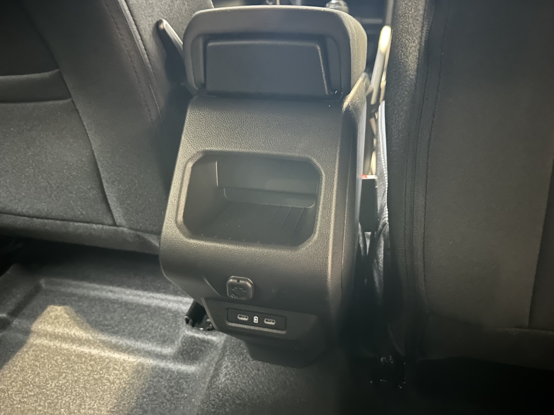 Bild 16 - Duster mild hybrid 140PS Expression