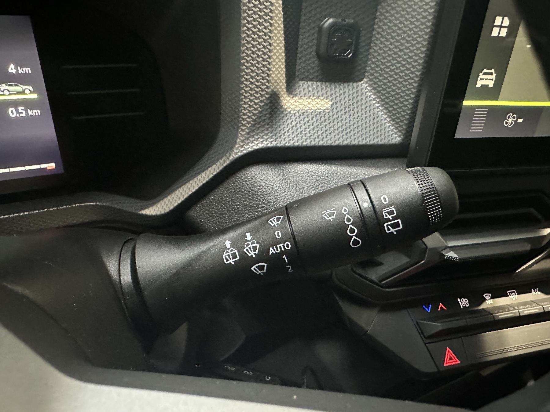 Bild 39 - Duster mild hybrid 140PS Expression