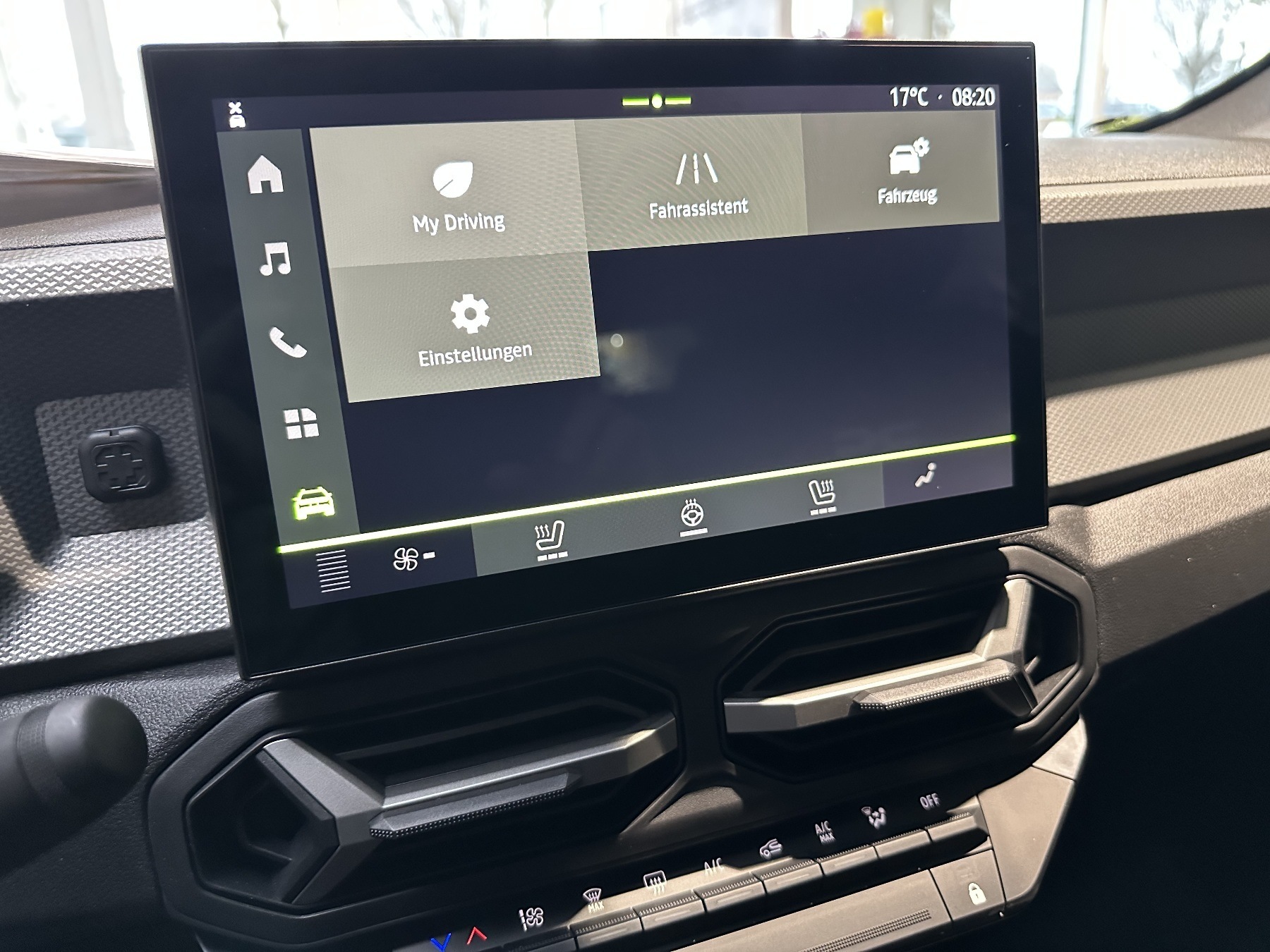 Bild 42 - Duster mild hybrid 140PS Expression
