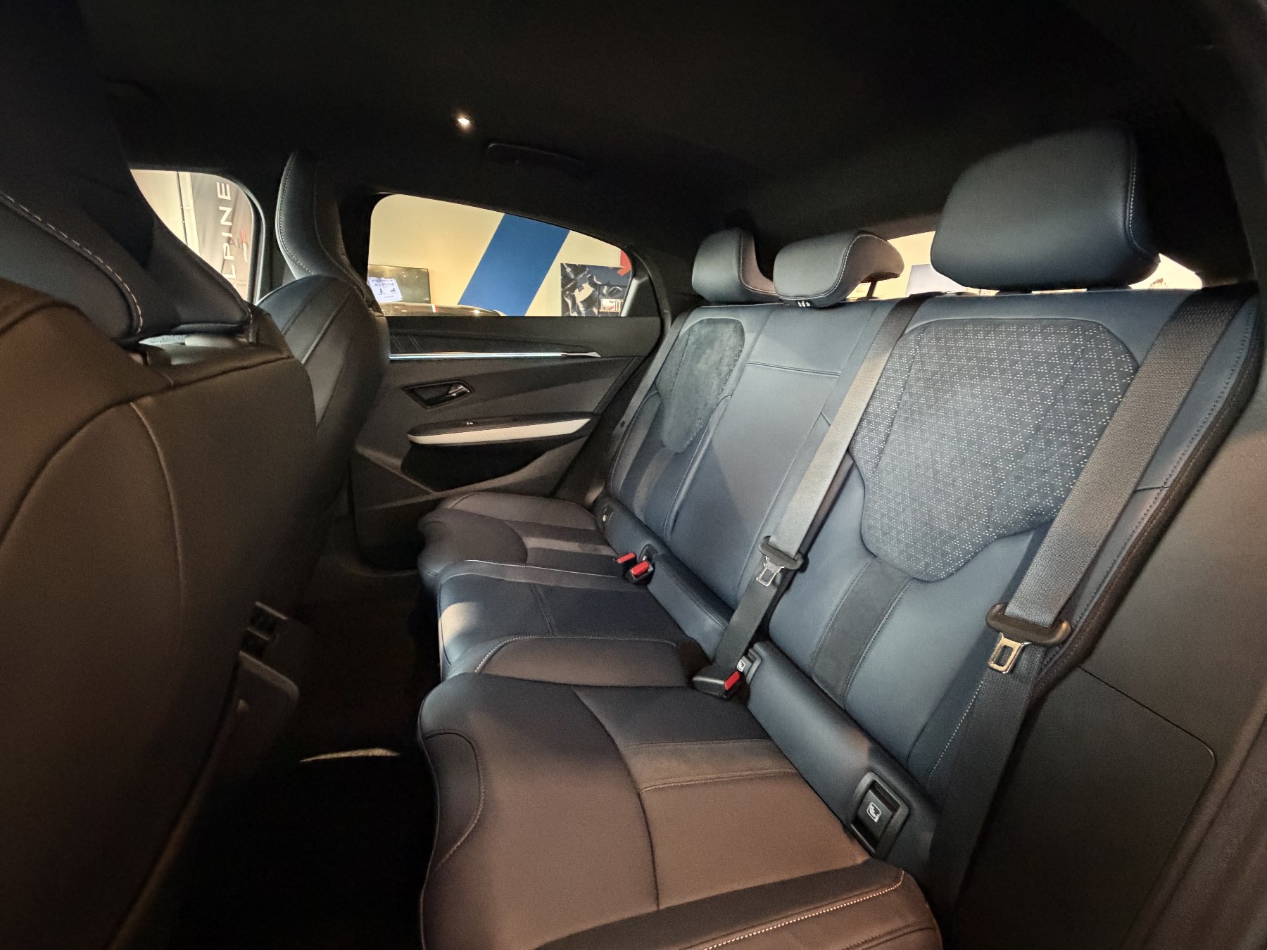 Bild 37 - A390 GT