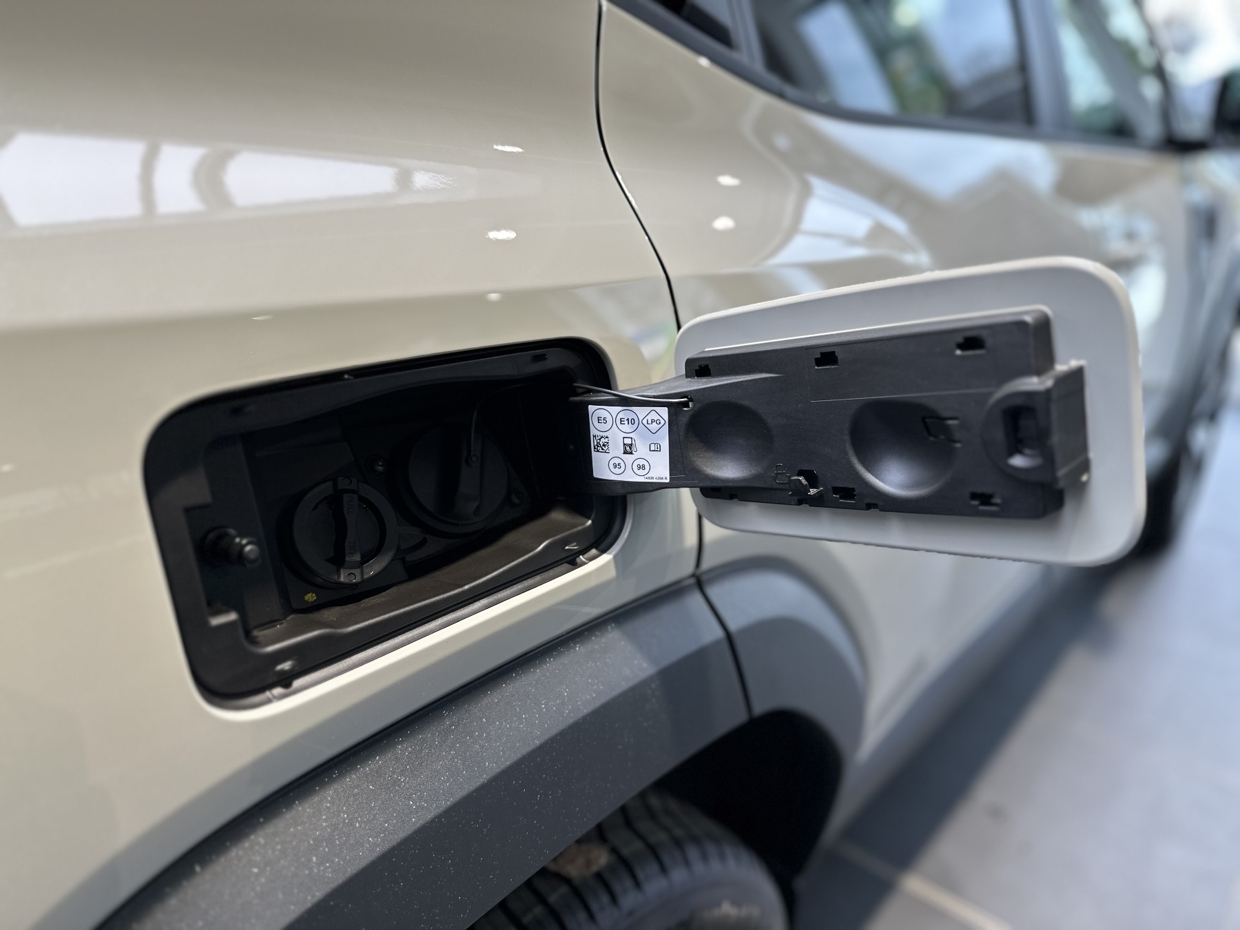 Bild 15 - Duster Journey hybrid-G 150 4x4