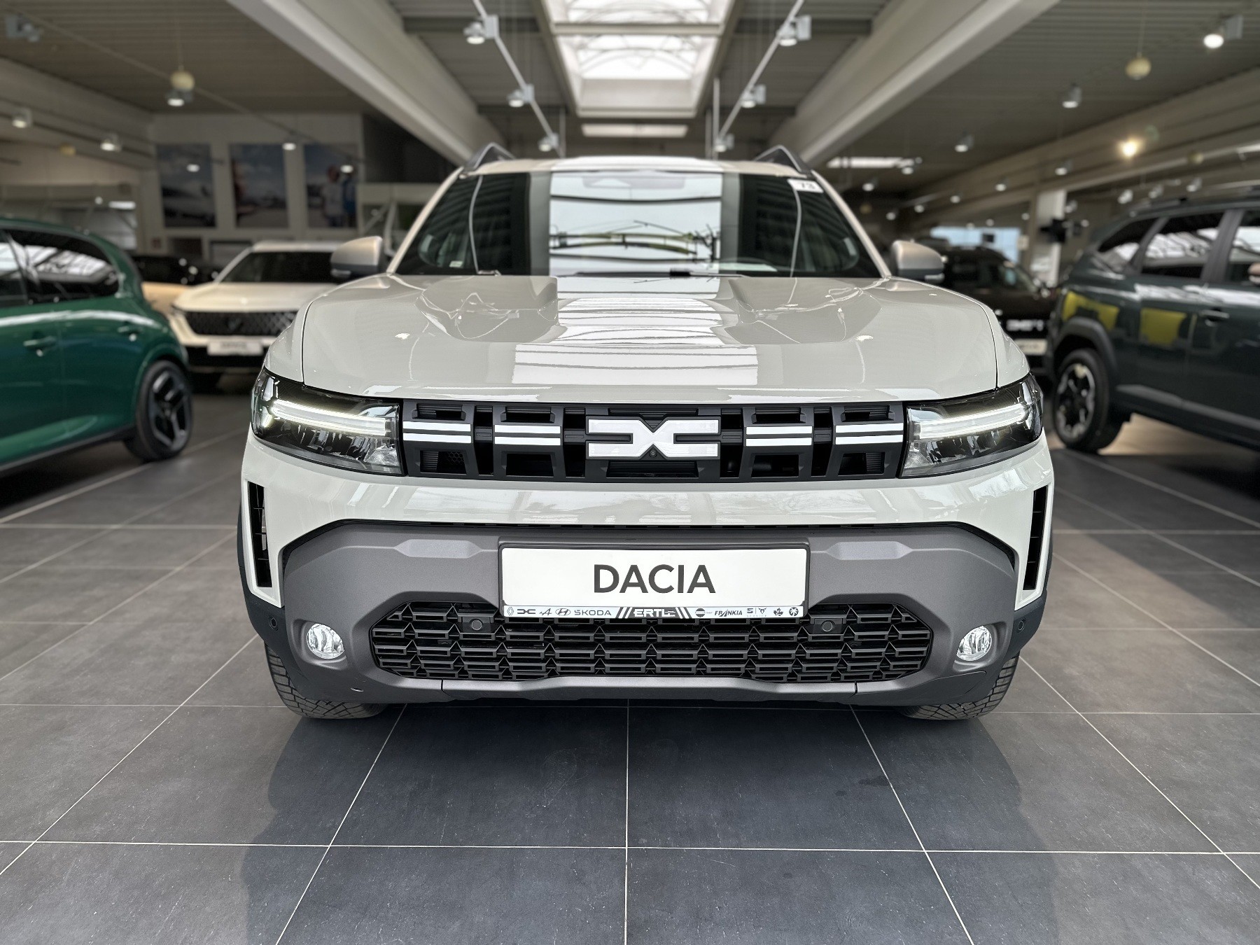 Bild 2 - Duster Journey hybrid-G 150 4x4