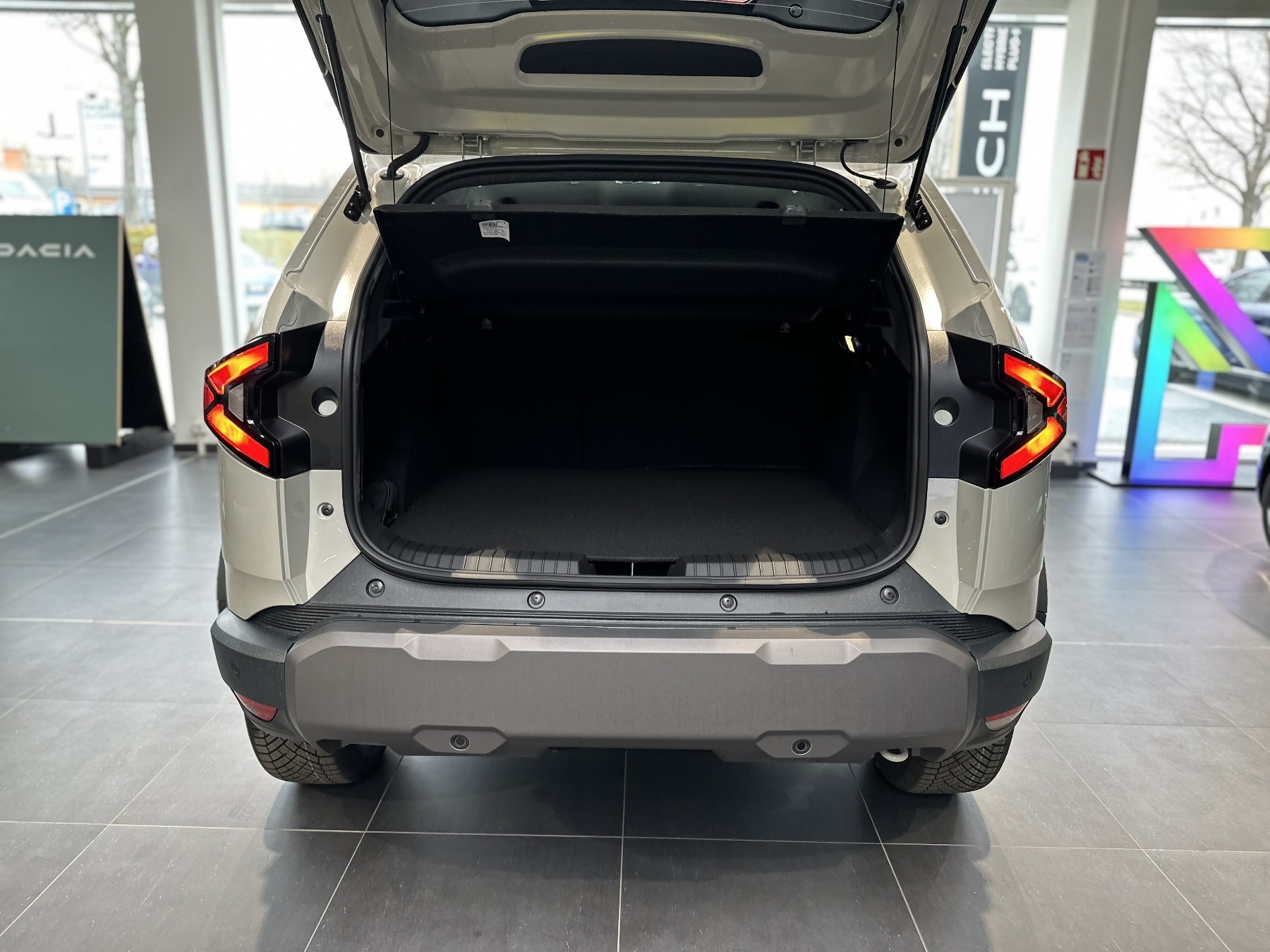 Bild 21 - Duster Journey hybrid-G 150 4x4