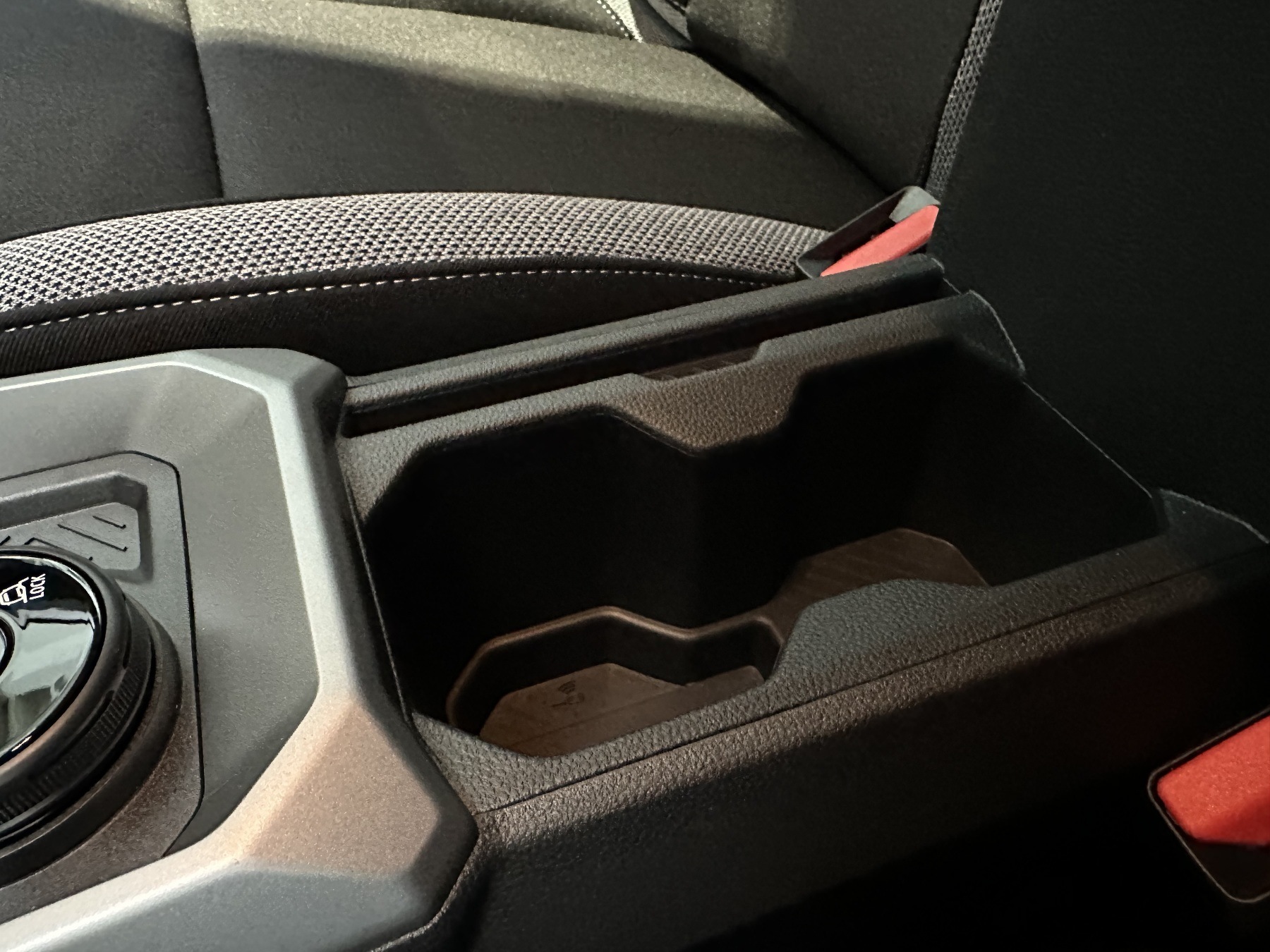 Bild 46 - Duster Journey hybrid-G 150 4x4