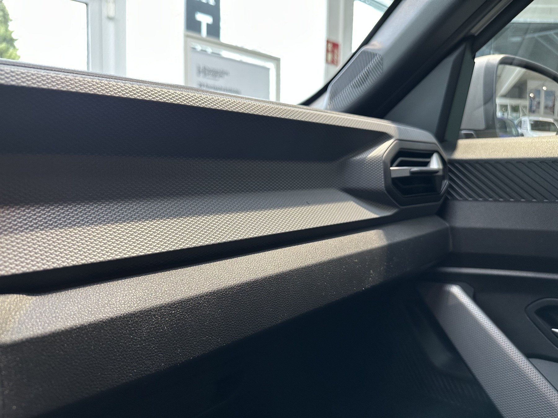 Bild 49 - Duster Journey hybrid-G 150 4x4