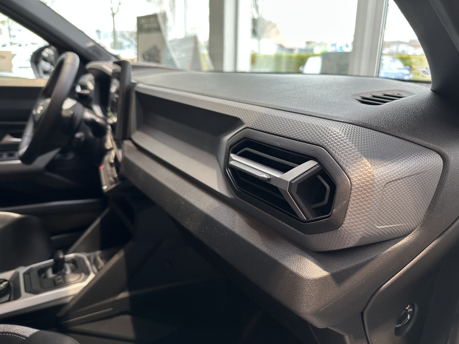 Bild 9 - Duster Journey hybrid-G 150 4x4