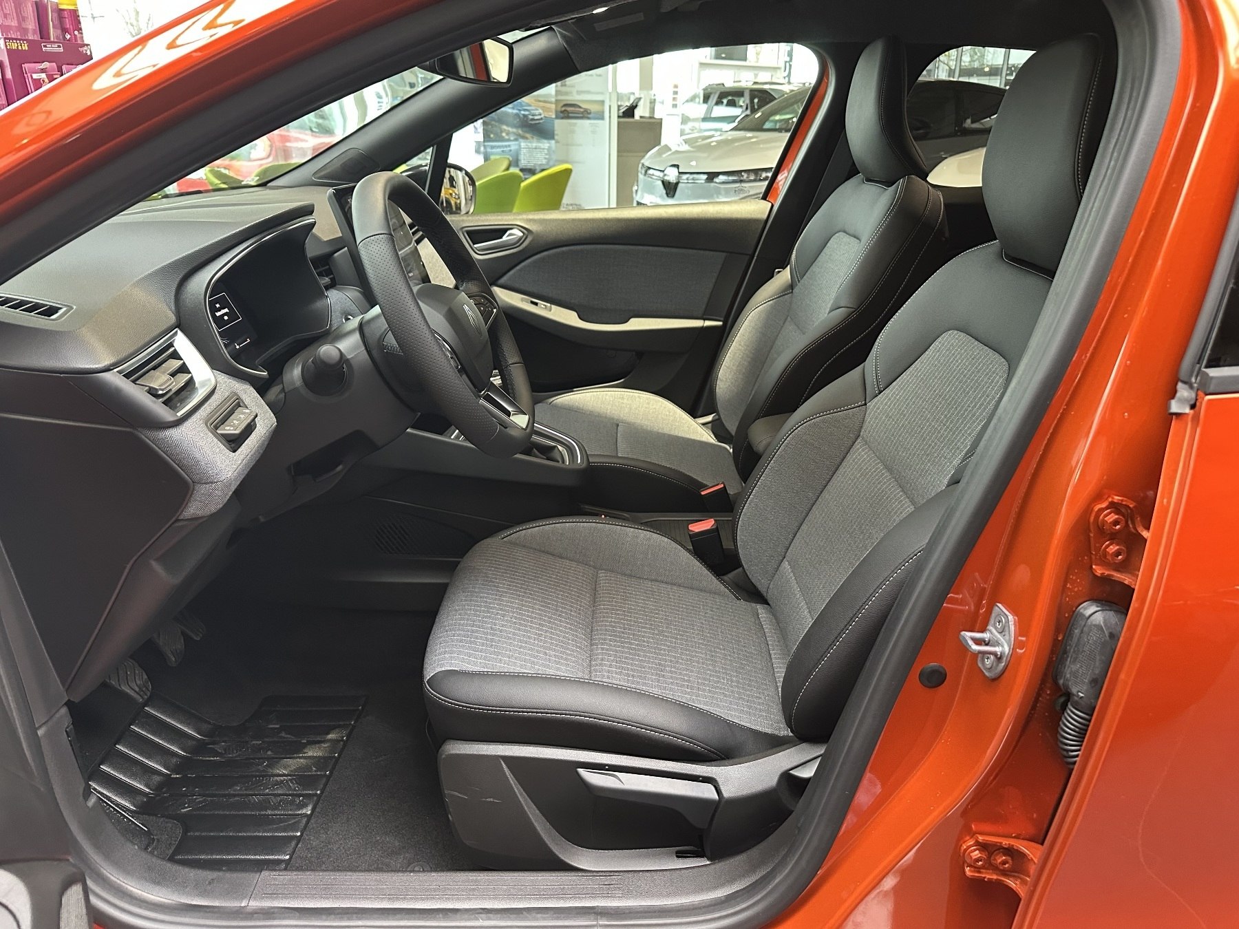 Bild 33 - Clio Techno TCe 90