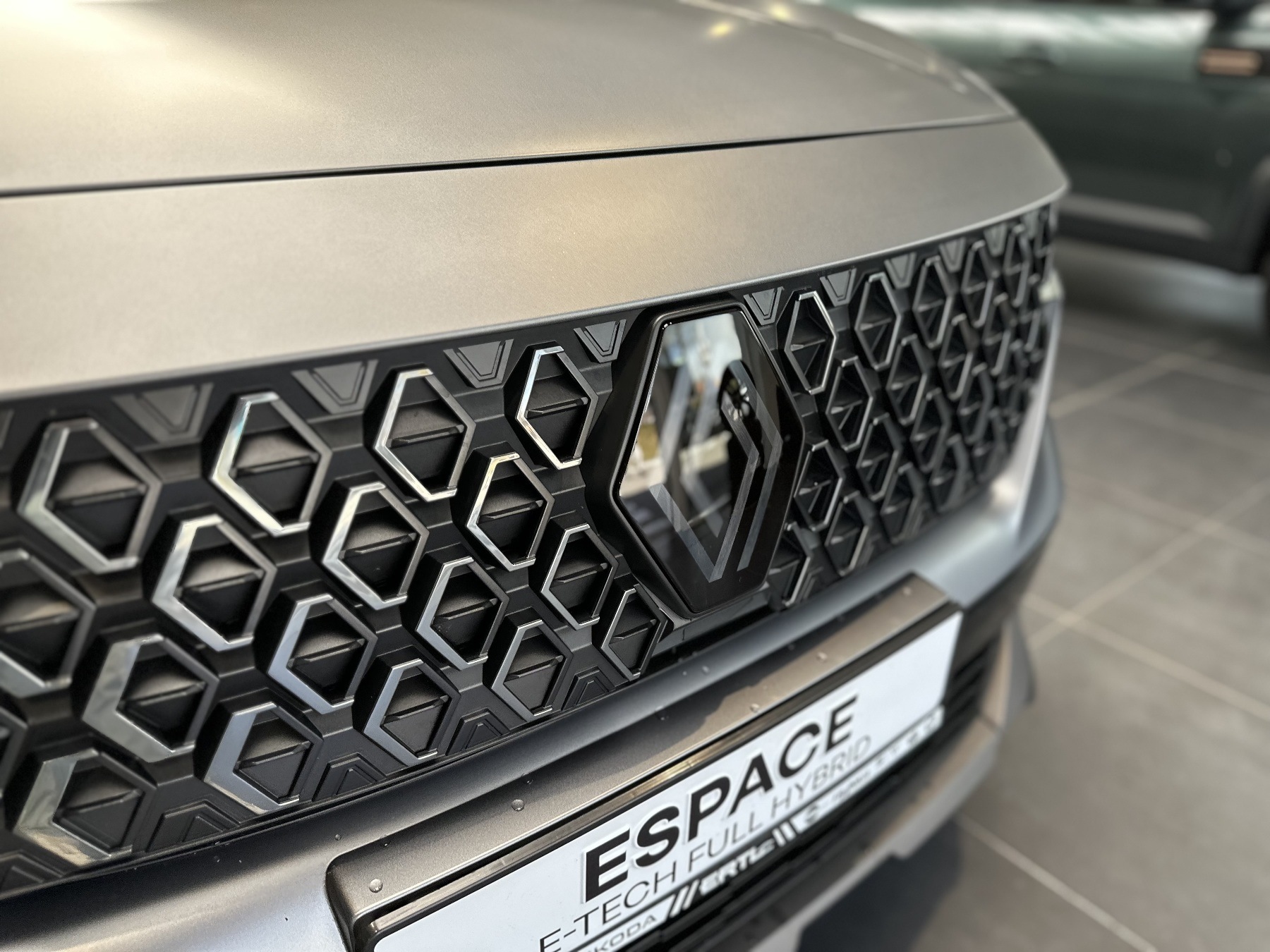 Bild 7 - Espace Esprit Alpine Full Hybrid 200PS