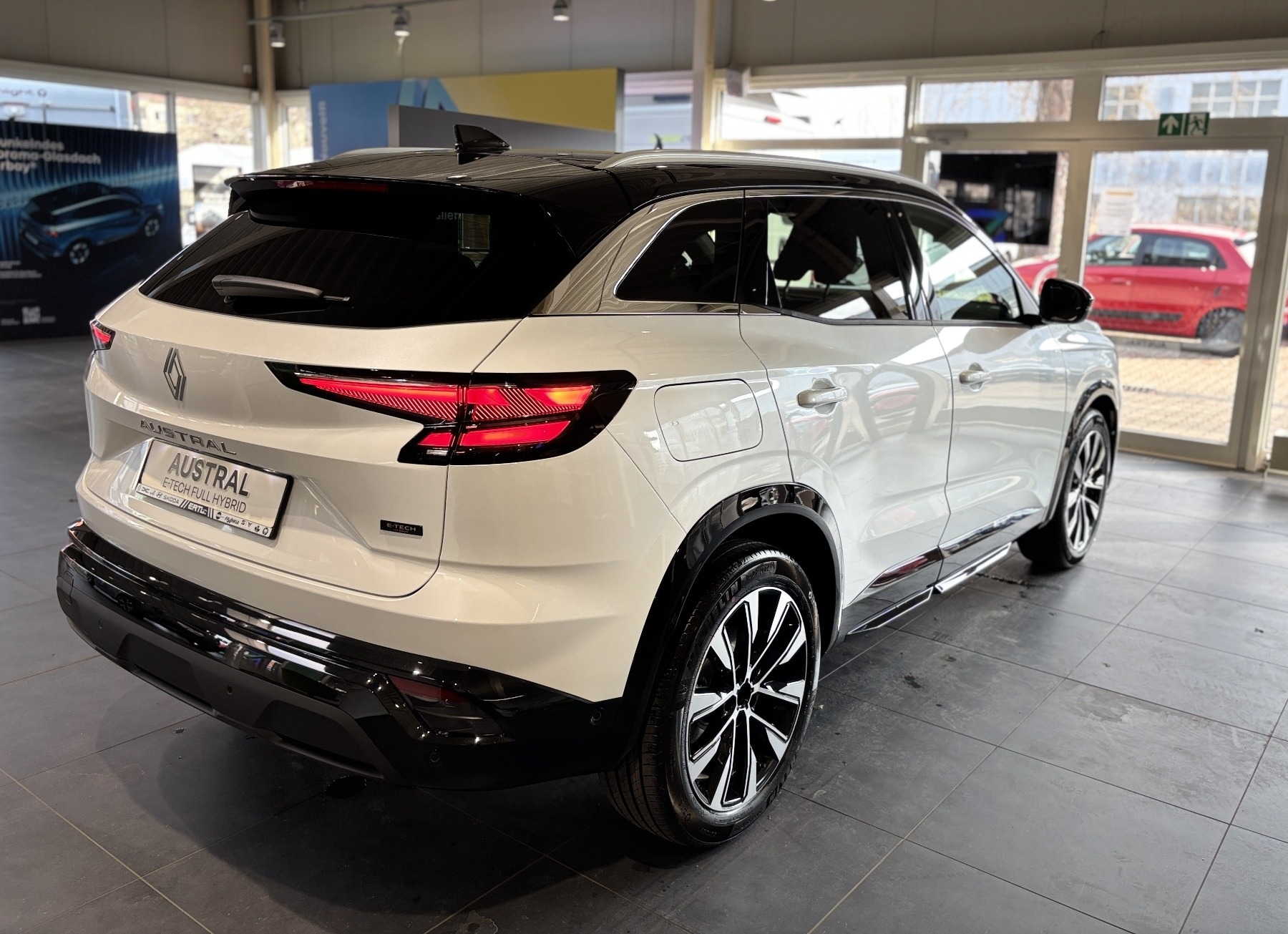 Bild 16 - Austral Techno Full Hybrid E-Tech 200 PS