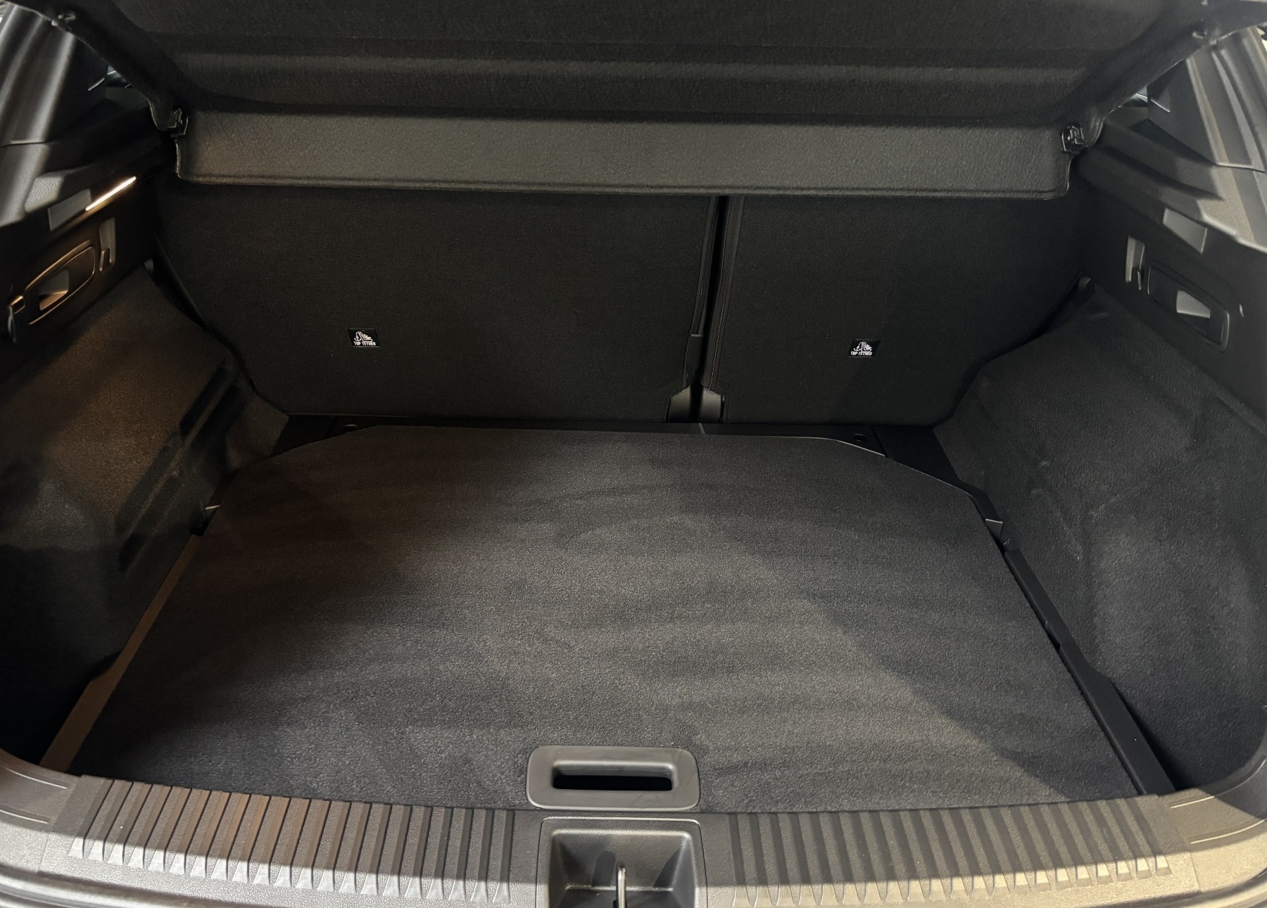 Bild 18 - Austral Techno Full Hybrid E-Tech 200 PS