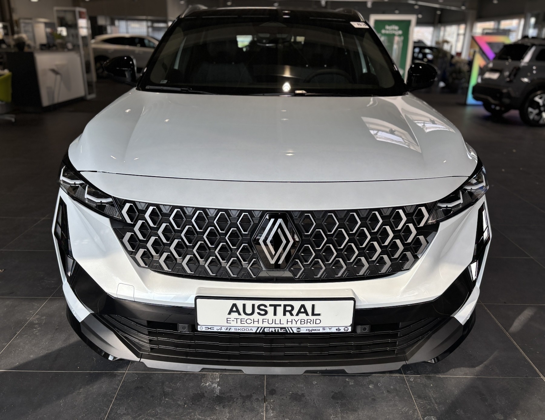 Bild 2 - Austral Techno Full Hybrid E-Tech 200 PS