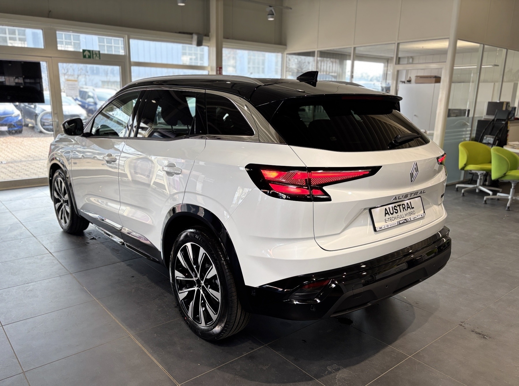 Bild 20 - Austral Techno Full Hybrid E-Tech 200 PS