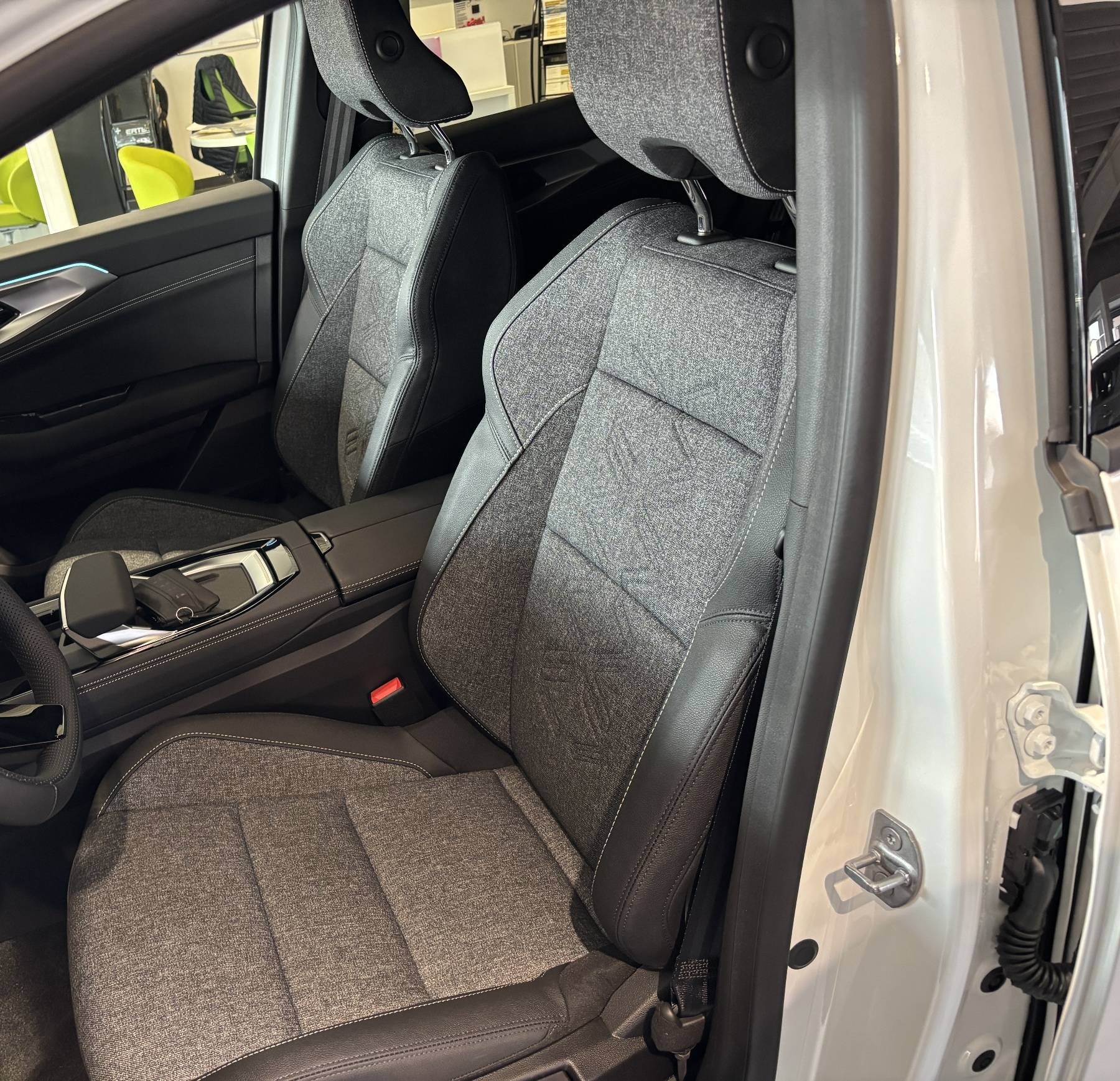 Bild 22 - Austral Techno Full Hybrid E-Tech 200 PS