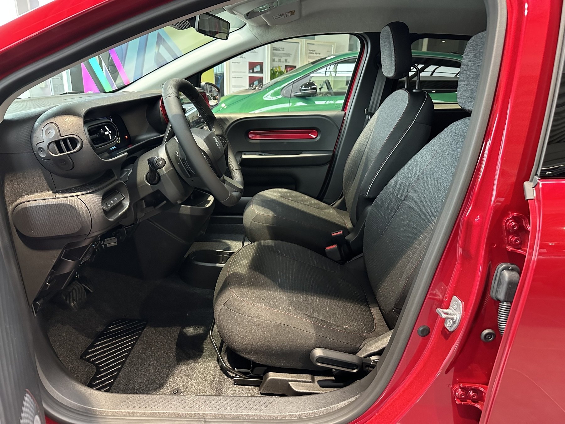 Bild 29 - Twingo Techno 80 PS Urban Range