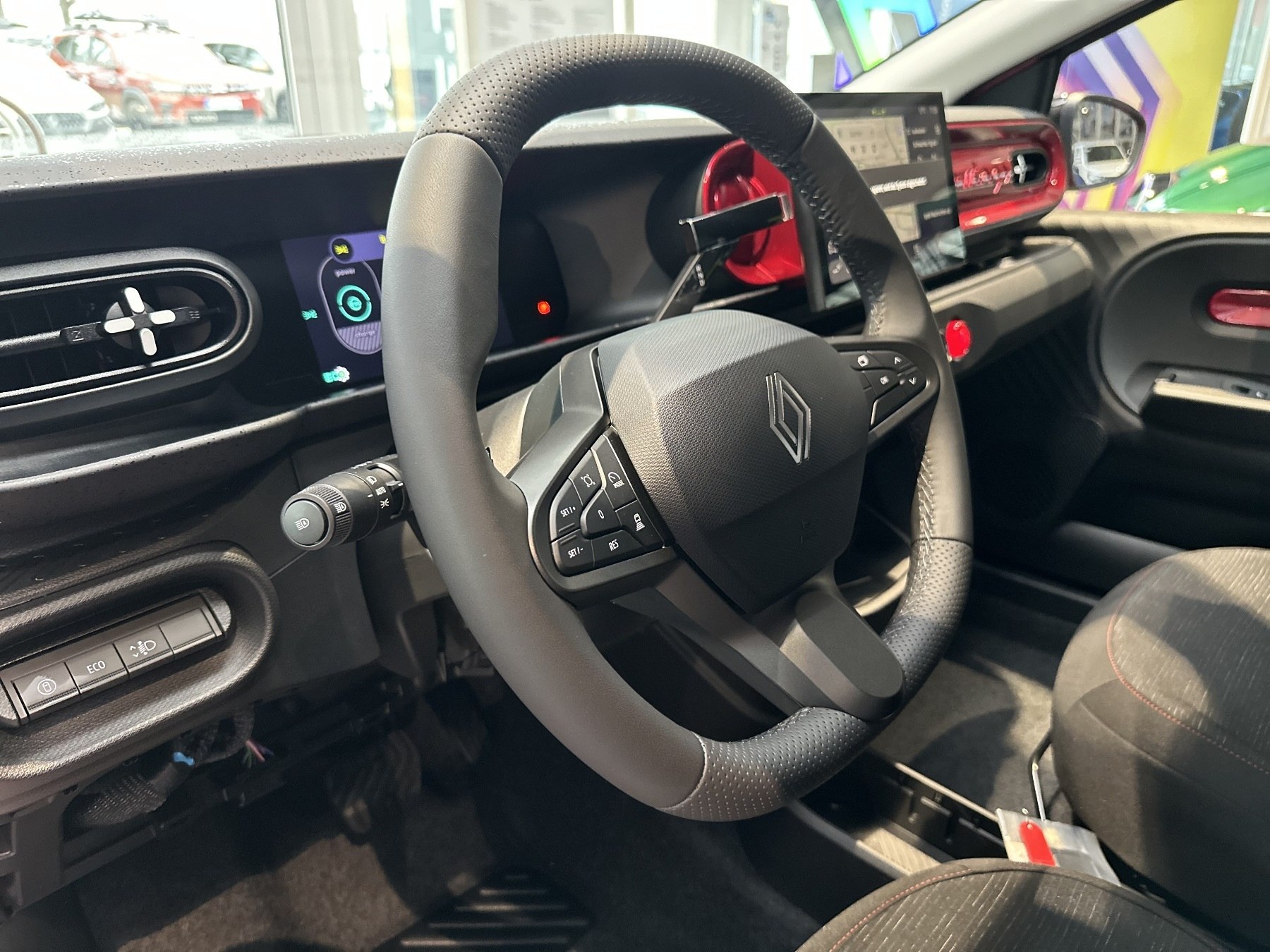 Bild 31 - Twingo Techno 80 PS Urban Range