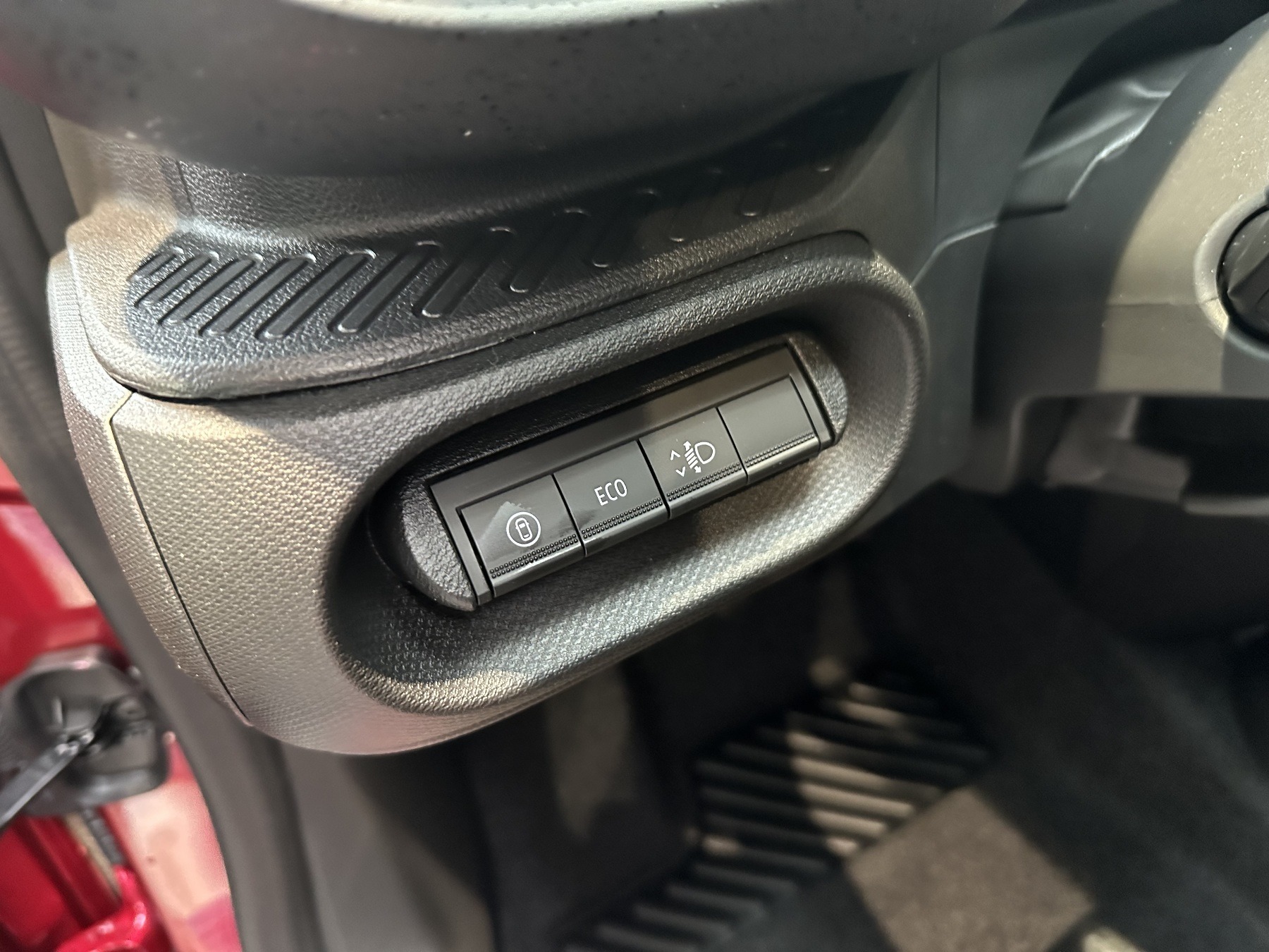 Bild 33 - Twingo Techno 80 PS Urban Range