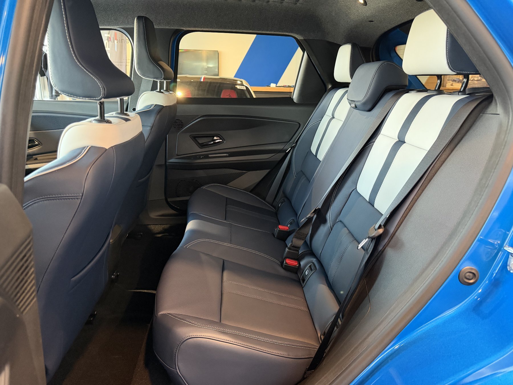 Bild 32 - A290 GTS Driving-Paket + Safety-Paket + V2L-Adapter