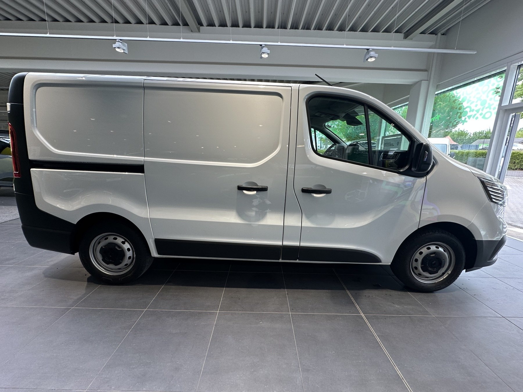 Bild 8 - Trafic L1H1 Komfort 2,8t Blue dCi 130