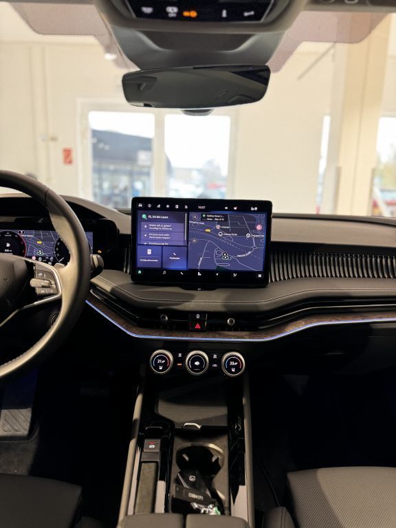 Bild 10 - Superb L&K 2.0 TDI