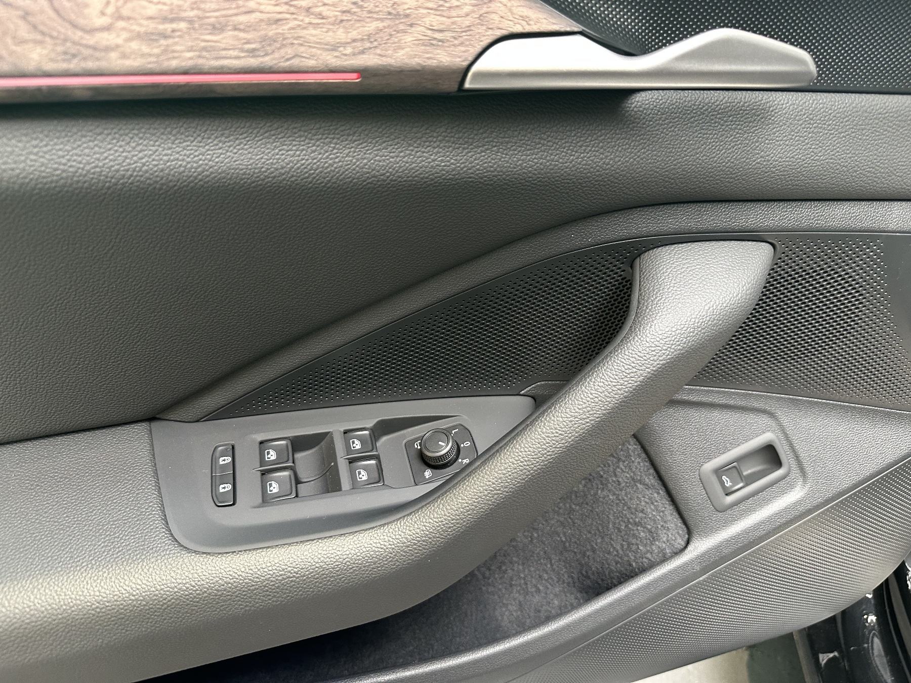 Bild 31 - Superb L&K 2.0 TDI