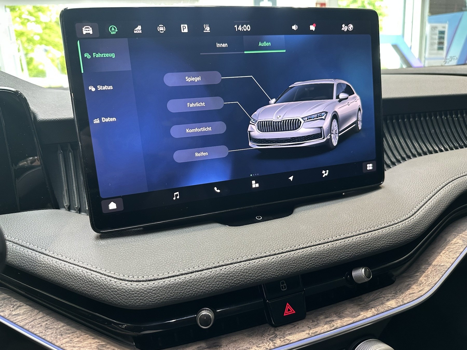 Bild 40 - Superb L&K 2.0 TDI