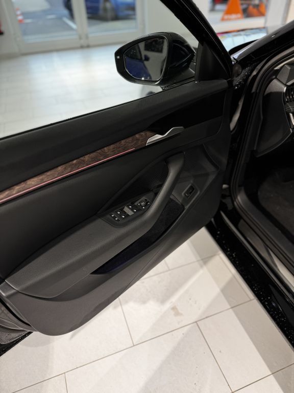 Bild 6 - Superb L&K 2.0 TDI