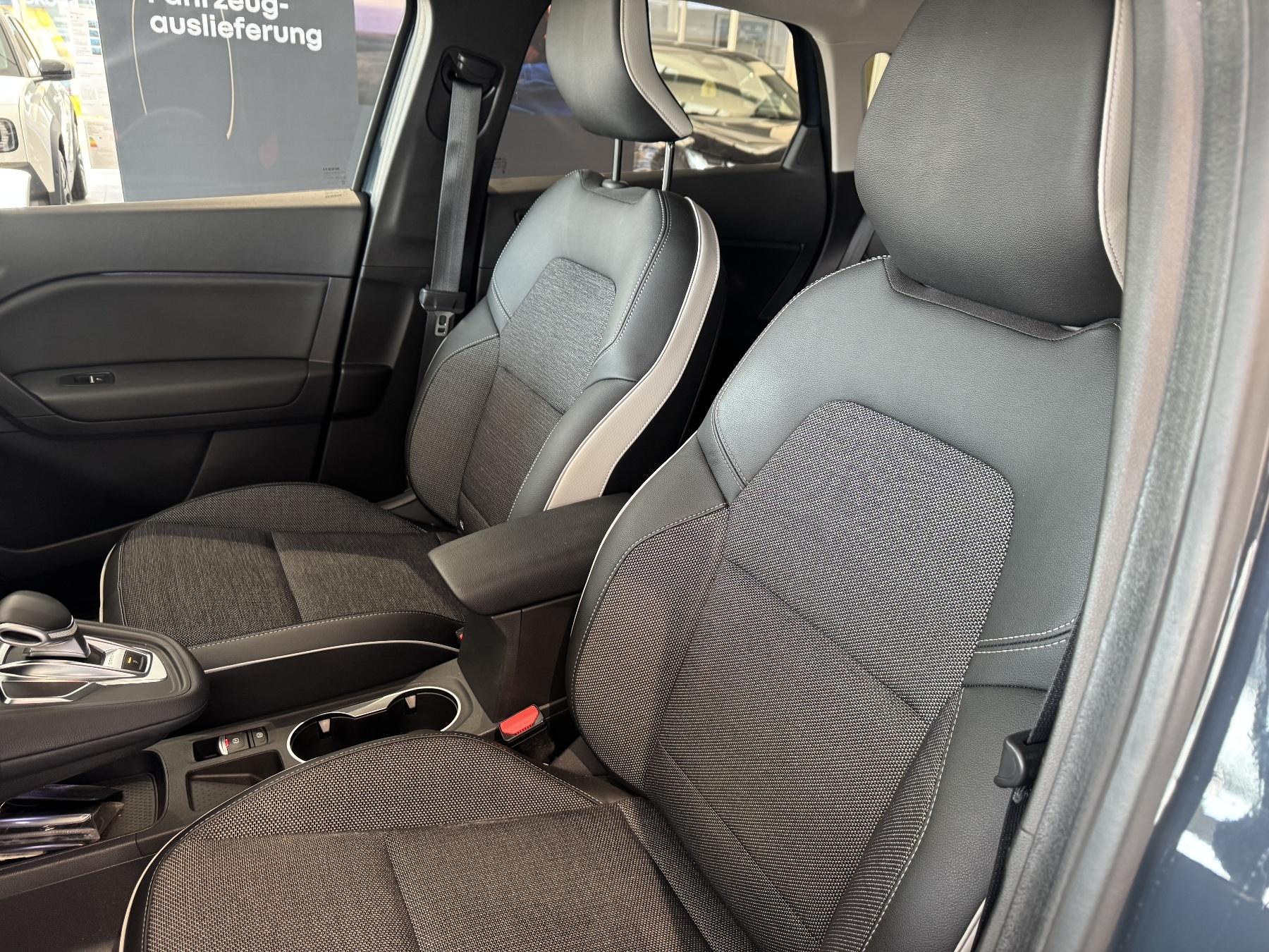 Bild 13 - Captur INTENS E-TECH PLUG-IN 160