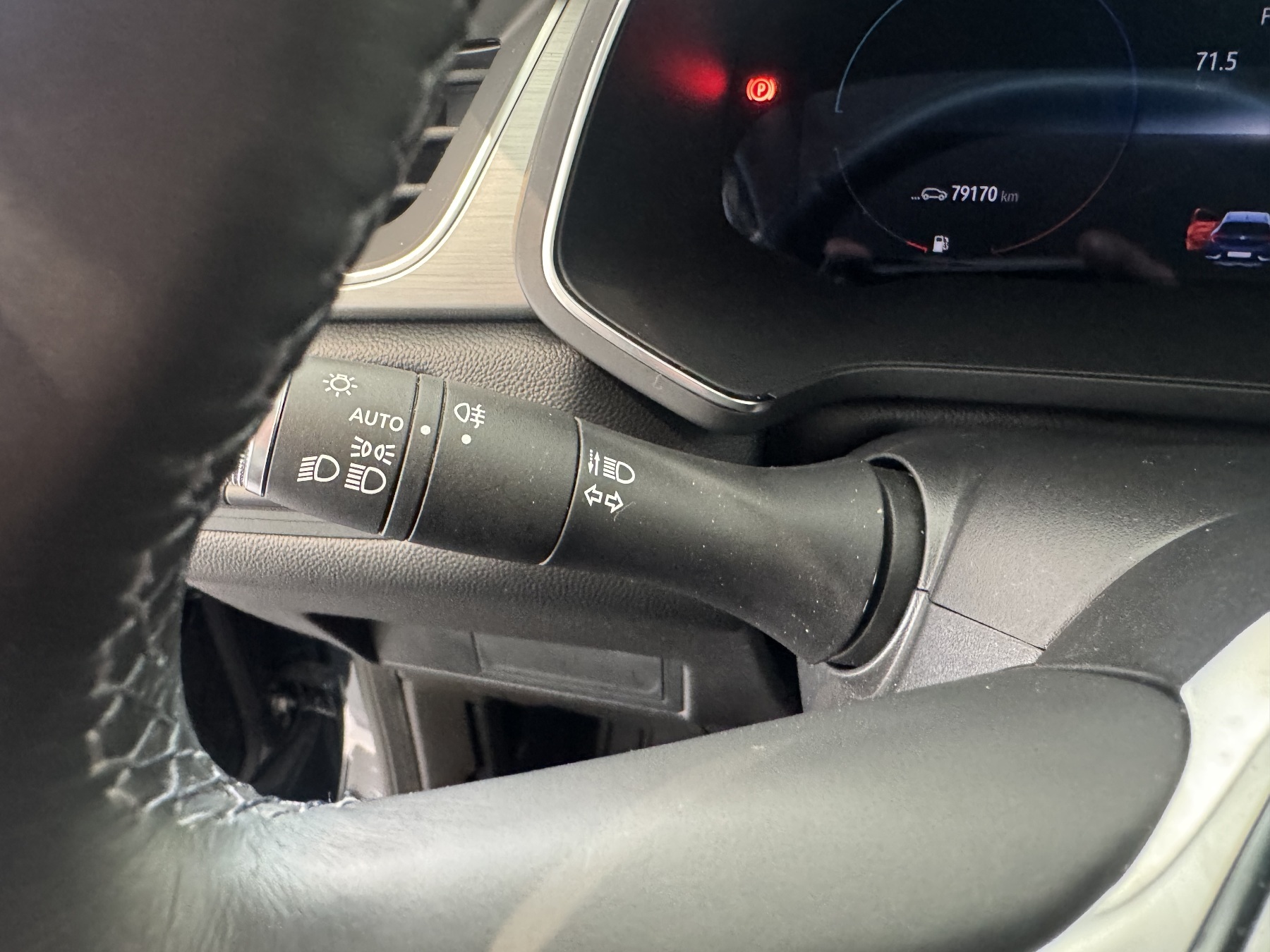 Bild 18 - Captur INTENS E-TECH PLUG-IN 160