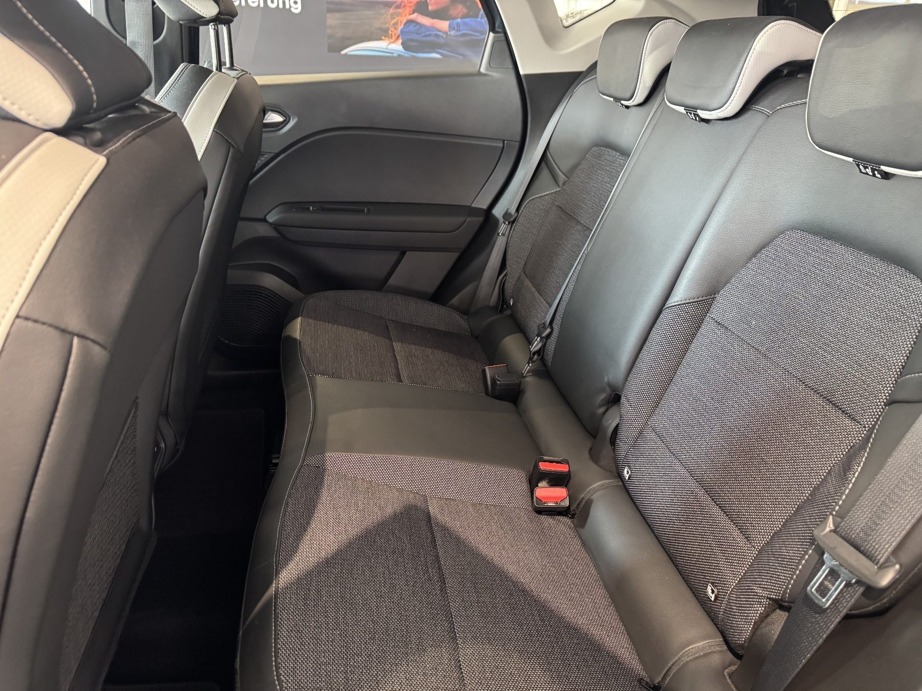 Bild 9 - Captur INTENS E-TECH PLUG-IN 160