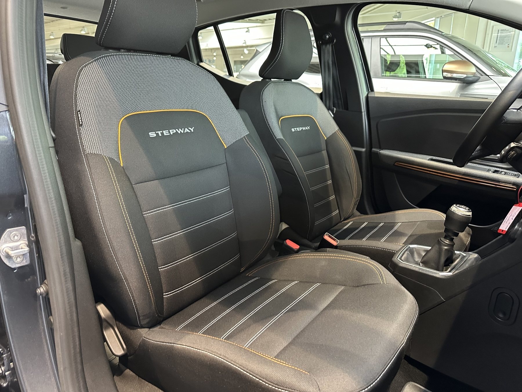 Bild 11 - Sandero Stepway Comfort TCe 100 ECO-G