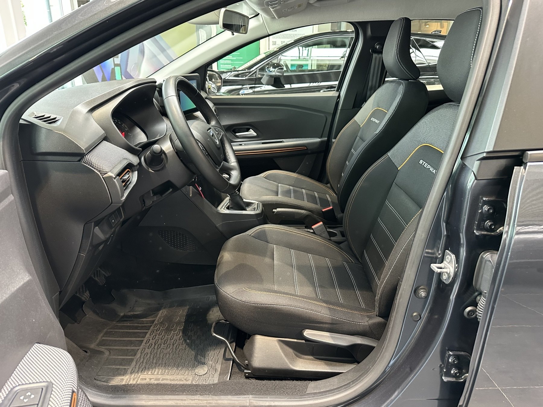 Bild 27 - Sandero Stepway Comfort TCe 100 ECO-G