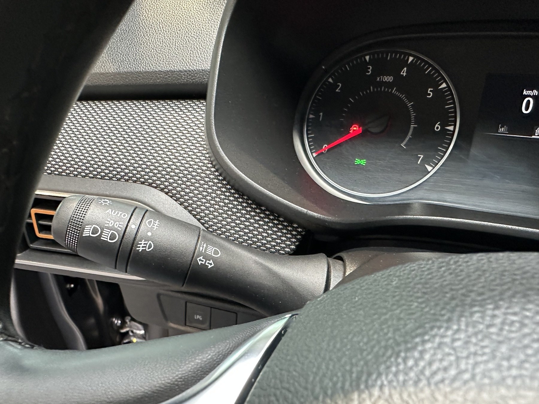 Bild 34 - Sandero Stepway Comfort TCe 100 ECO-G