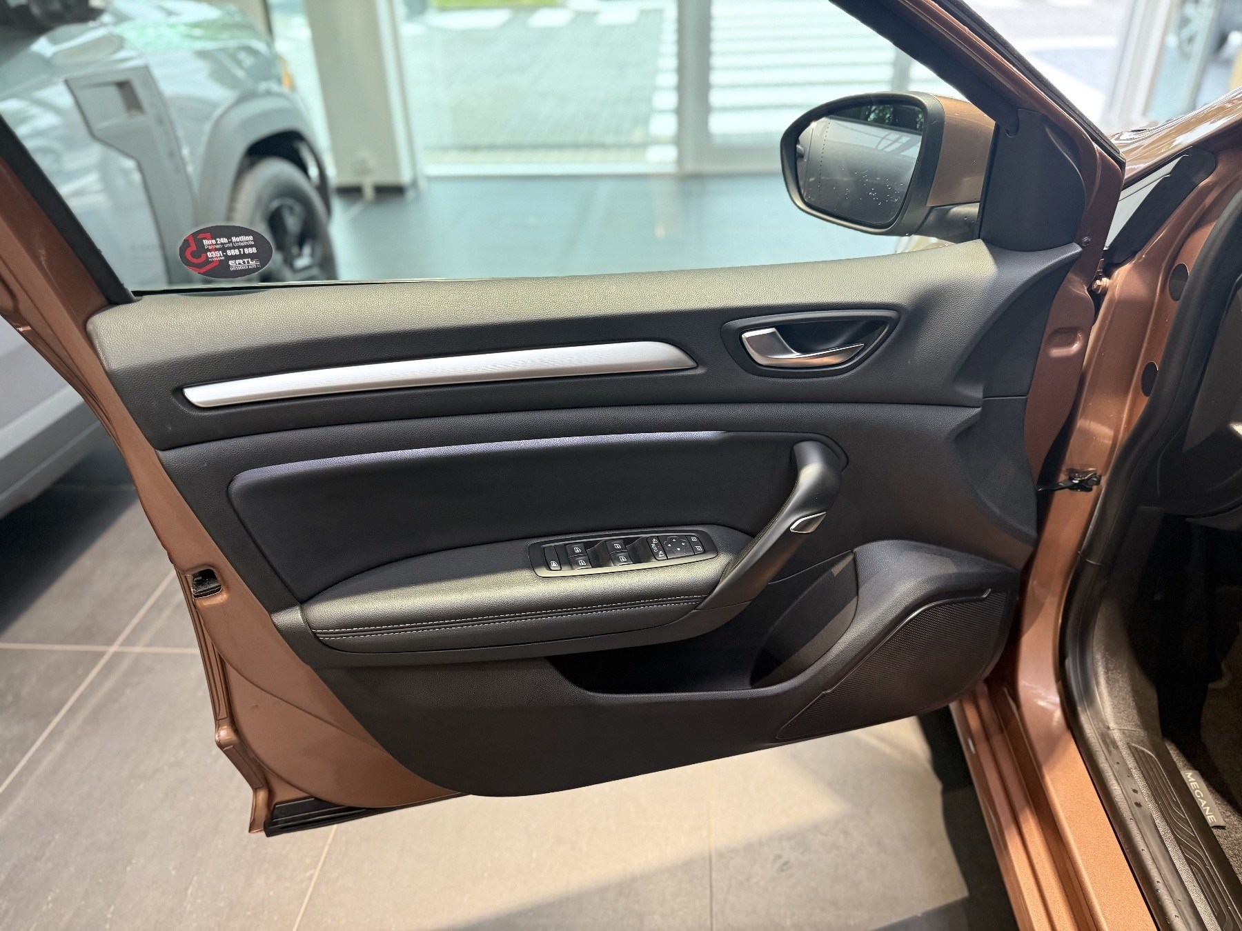 Bild 13 - Megane Grandtour INTENS Tce 140 EDC