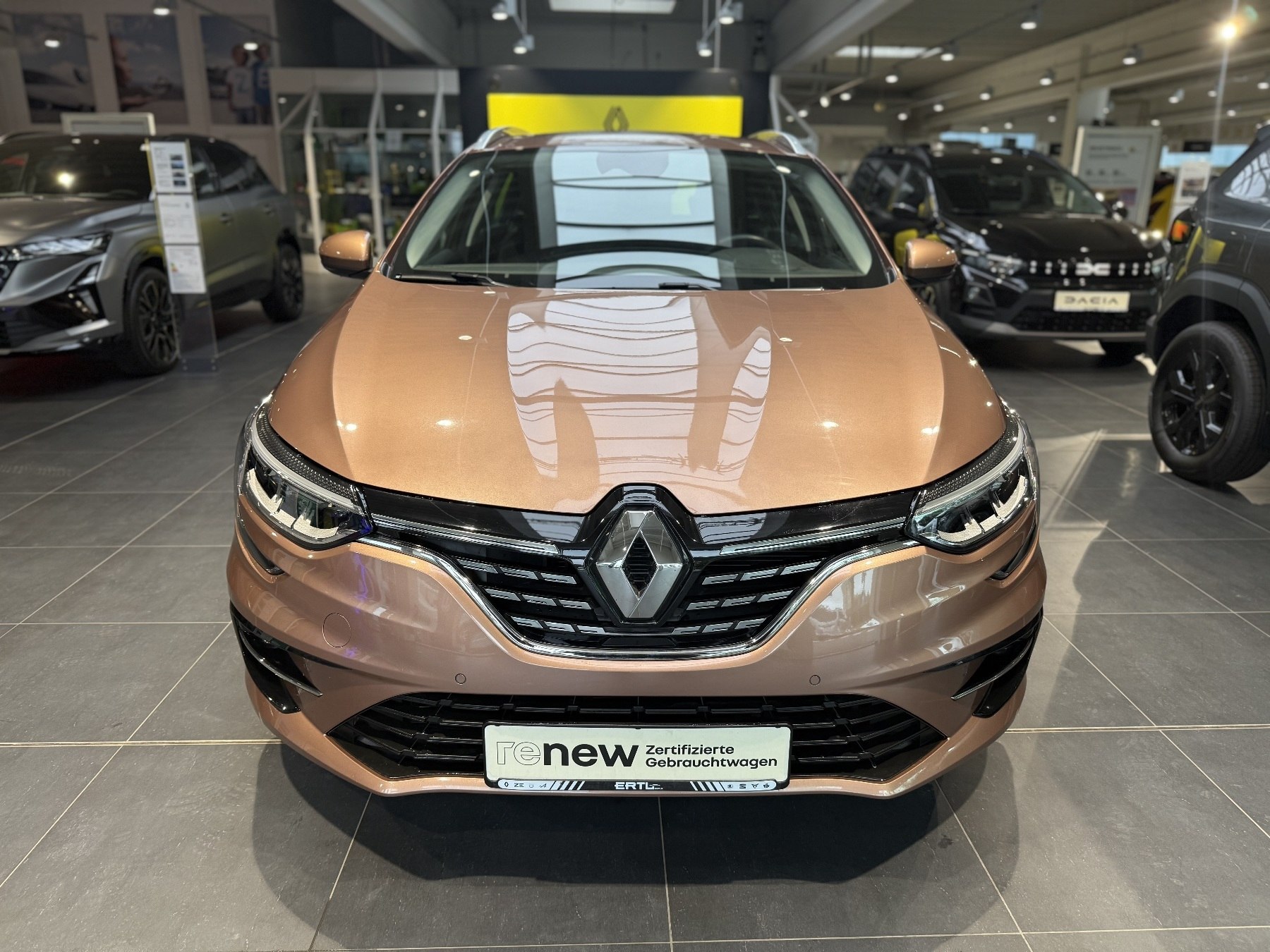 Bild 2 - Megane Grandtour INTENS Tce 140 EDC