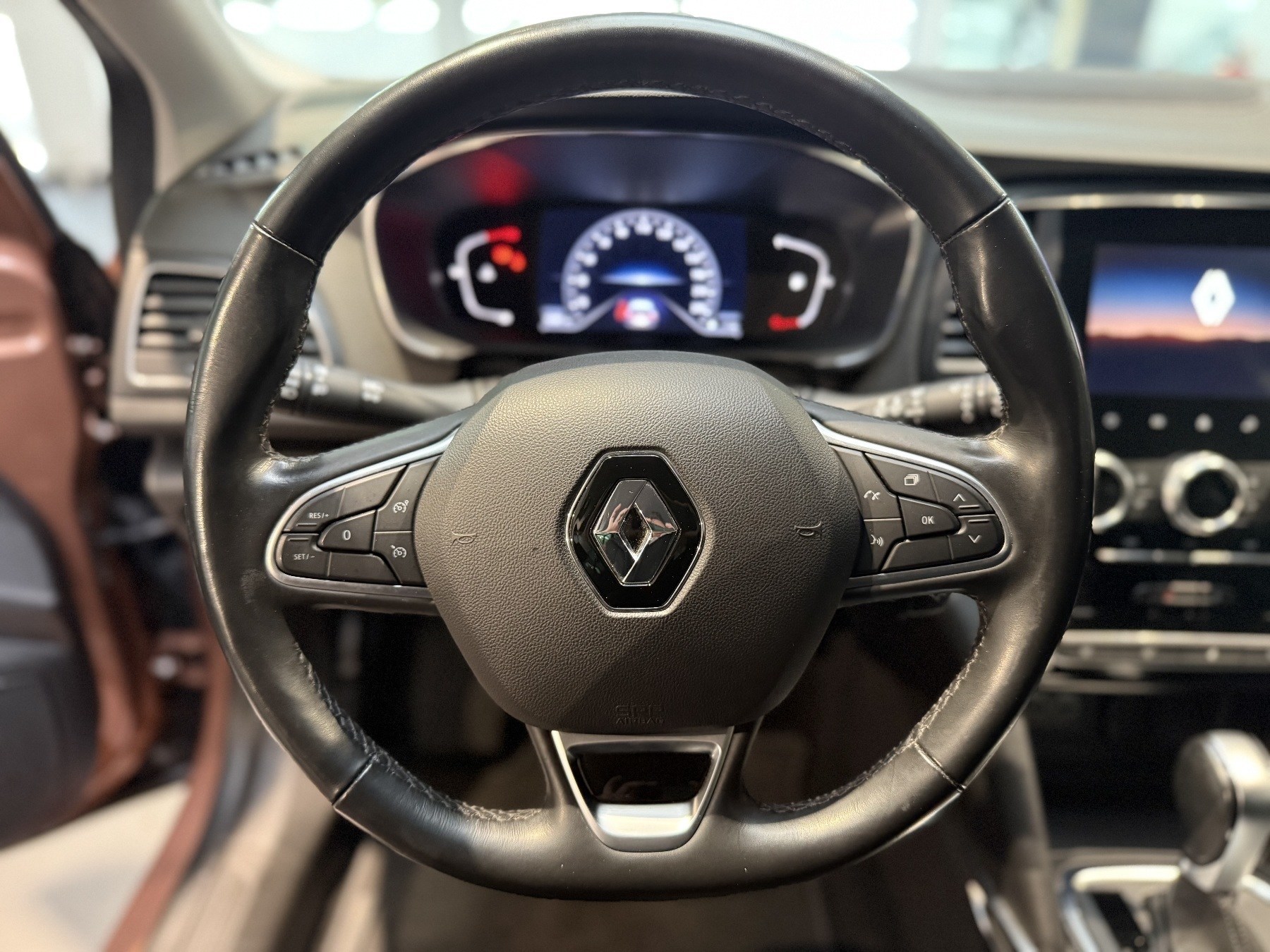 Bild 20 - Megane Grandtour INTENS Tce 140 EDC