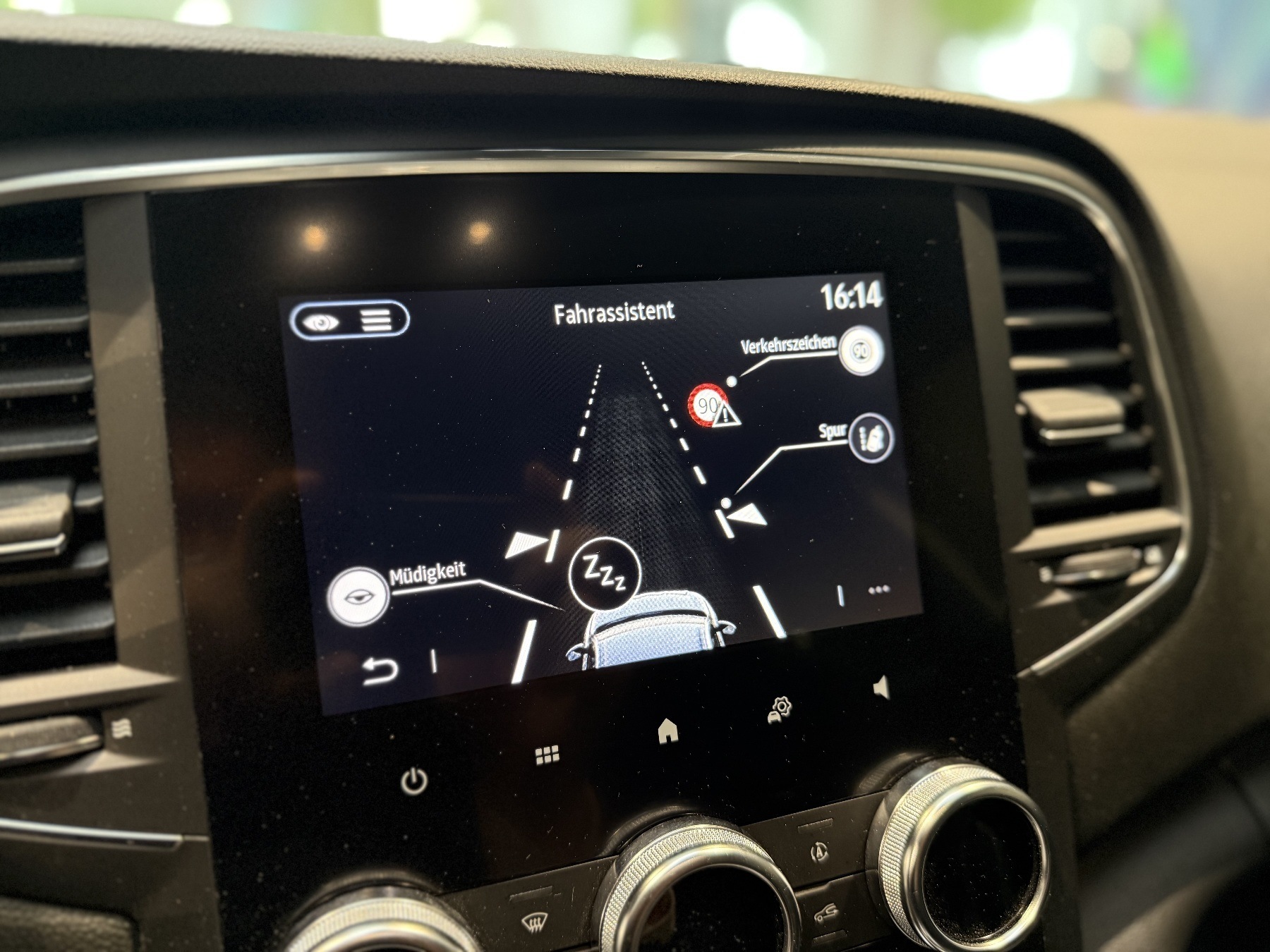 Bild 29 - Megane Grandtour INTENS Tce 140 EDC