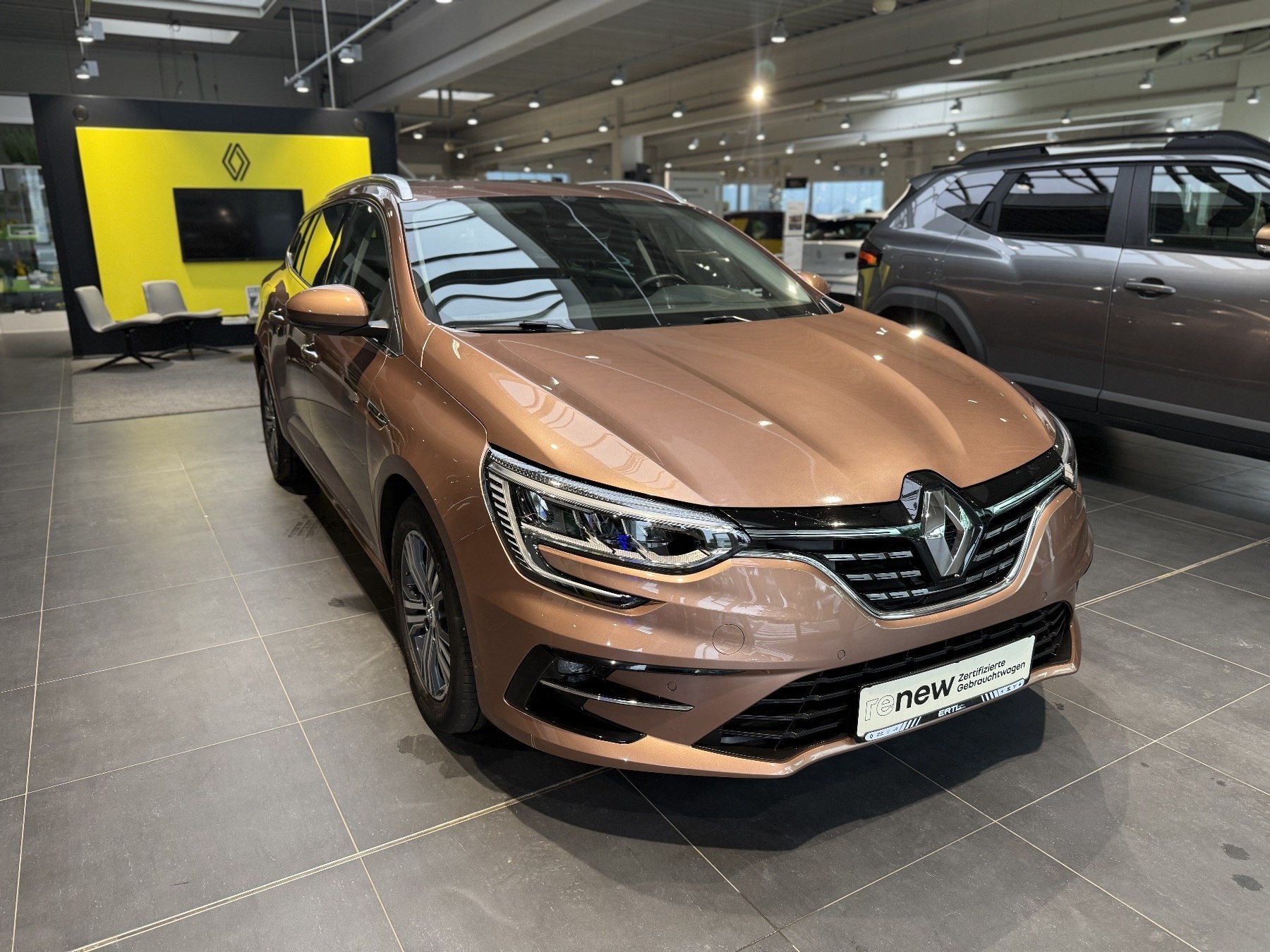 Bild 4 - Megane Grandtour INTENS Tce 140 EDC