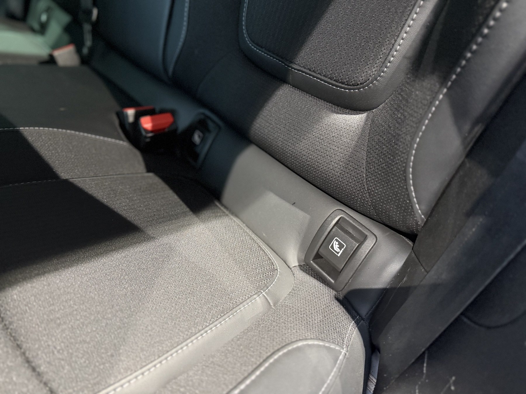 Bild 41 - Megane Grandtour INTENS Tce 140 EDC