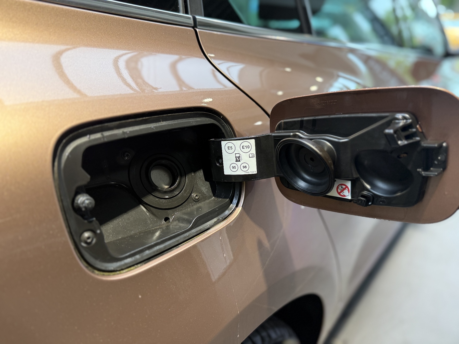 Bild 48 - Megane Grandtour INTENS Tce 140 EDC