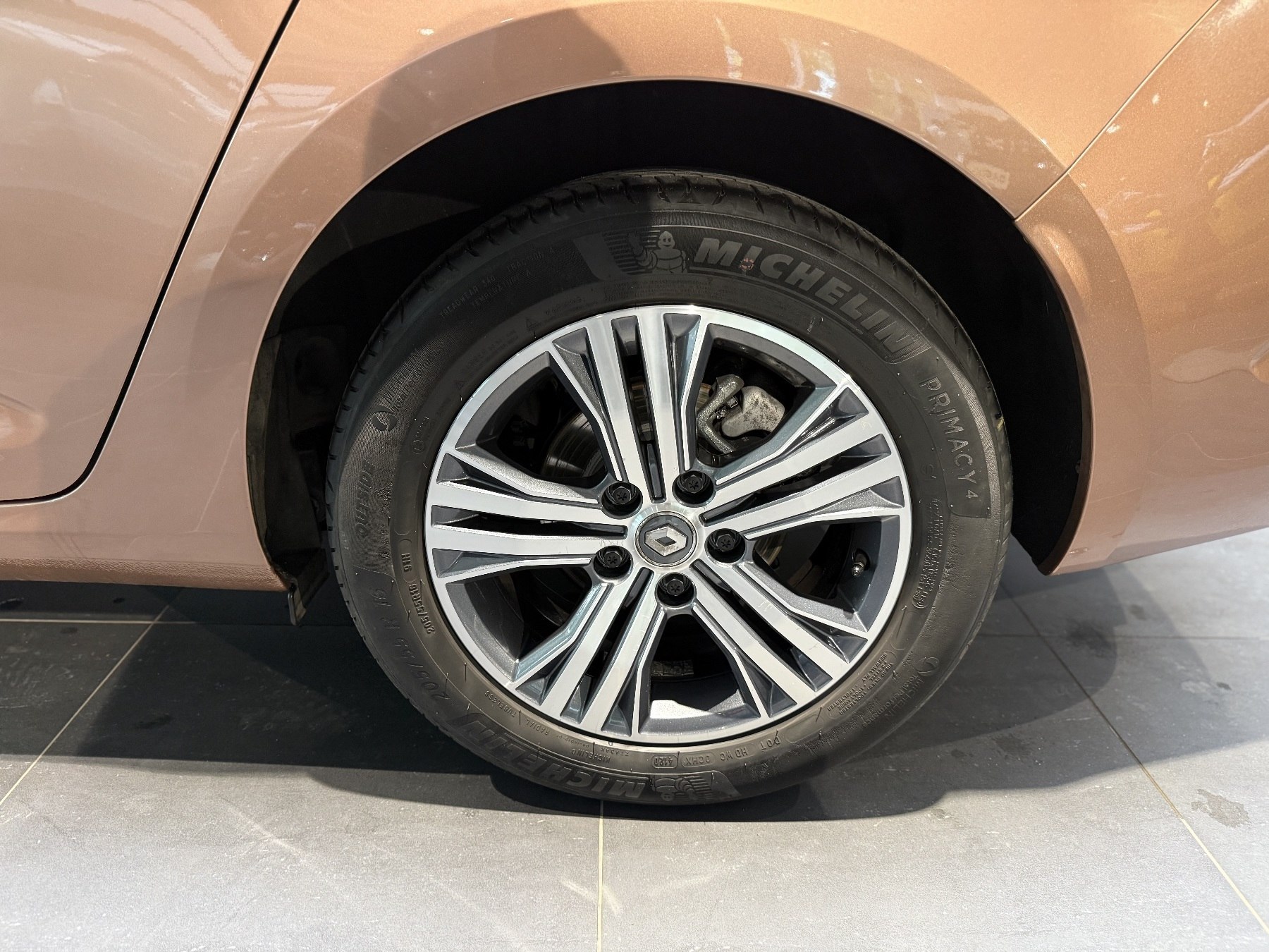 Bild 50 - Megane Grandtour INTENS Tce 140 EDC