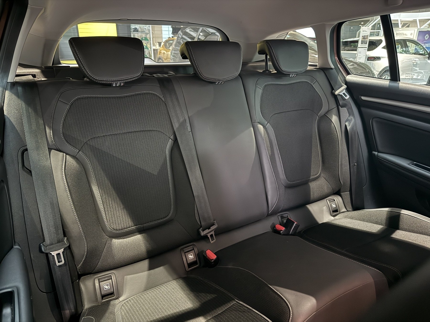 Bild 6 - Megane Grandtour INTENS Tce 140 EDC