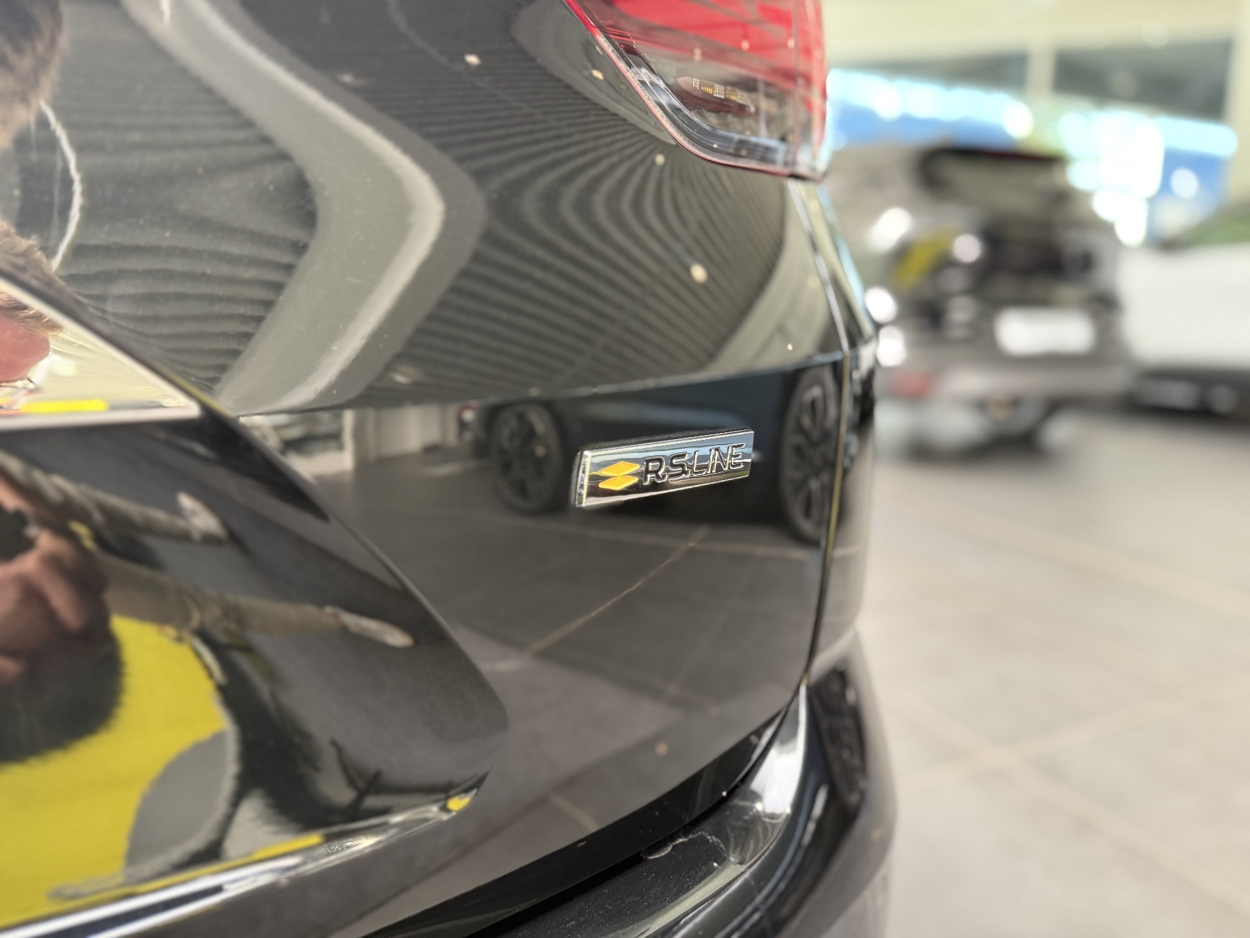 Bild 10 - Megane Grandtour R.S. LINE TCe 160 EDC