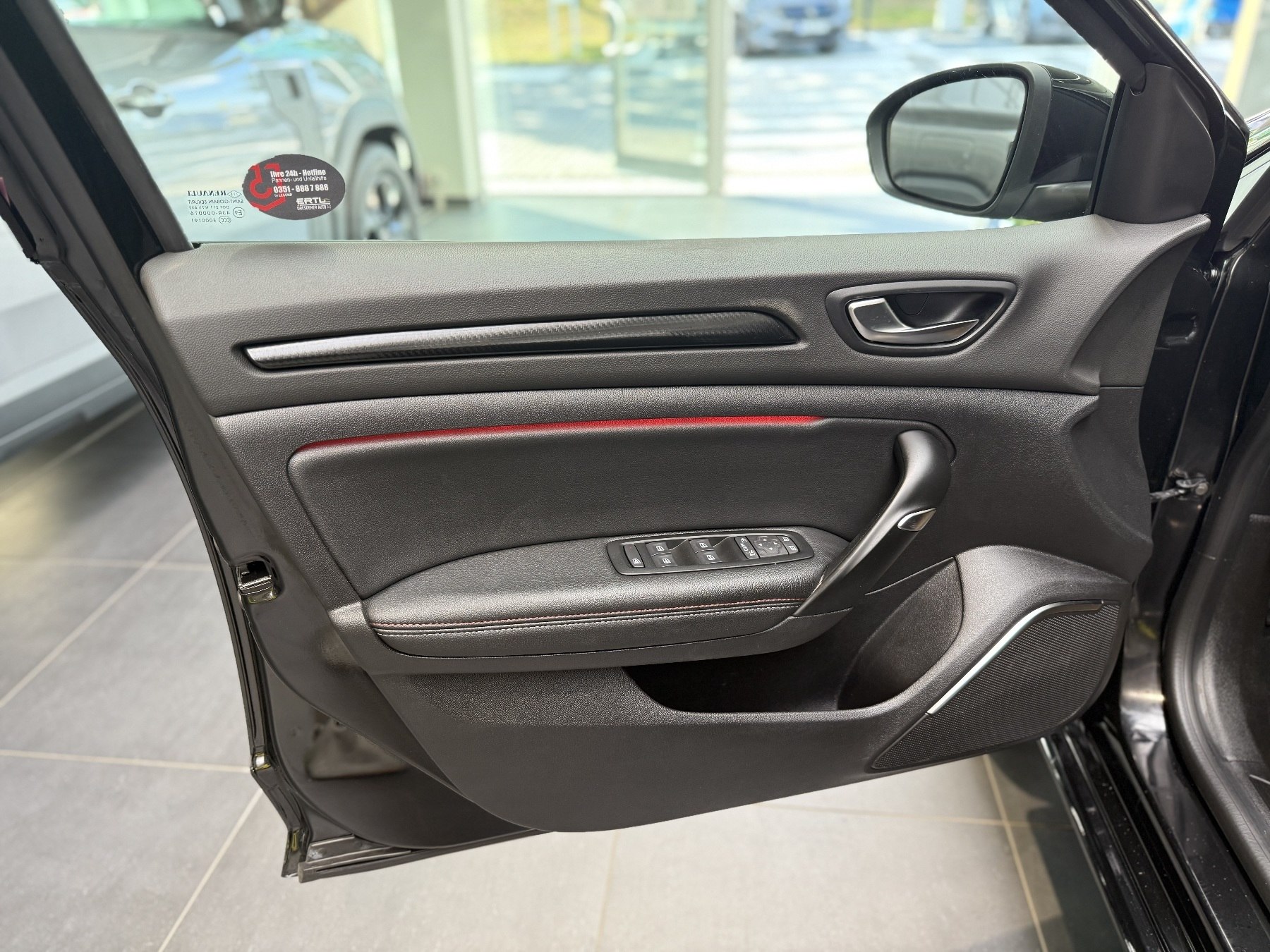 Bild 14 - Megane Grandtour R.S. LINE TCe 160 EDC