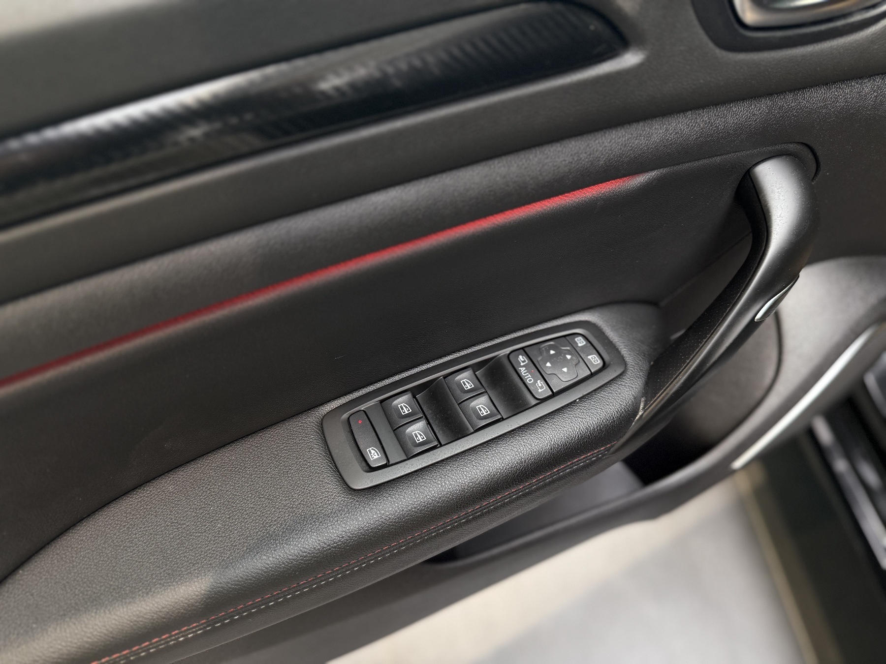 Bild 15 - Megane Grandtour R.S. LINE TCe 160 EDC