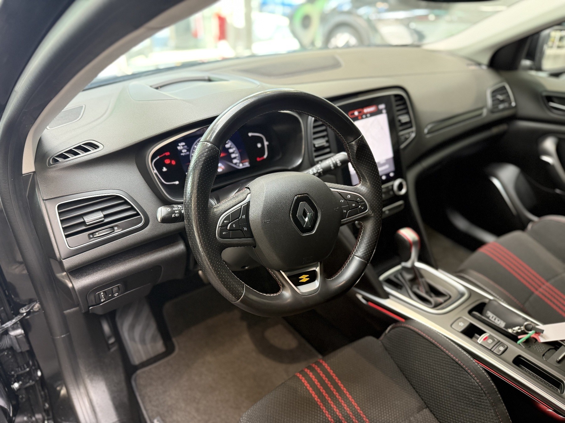 Bild 19 - Megane Grandtour R.S. LINE TCe 160 EDC