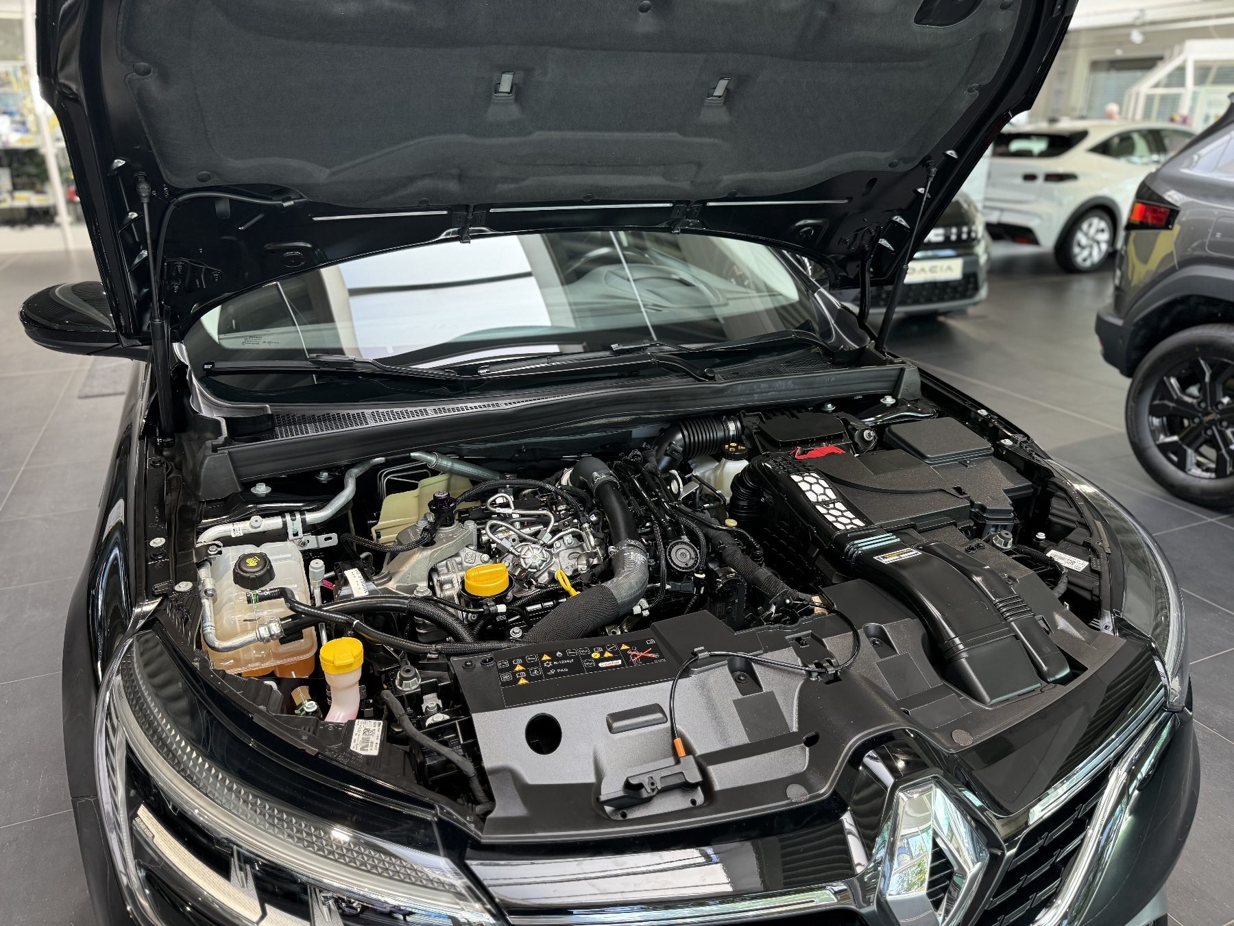 Bild 3 - Megane Grandtour R.S. LINE TCe 160 EDC