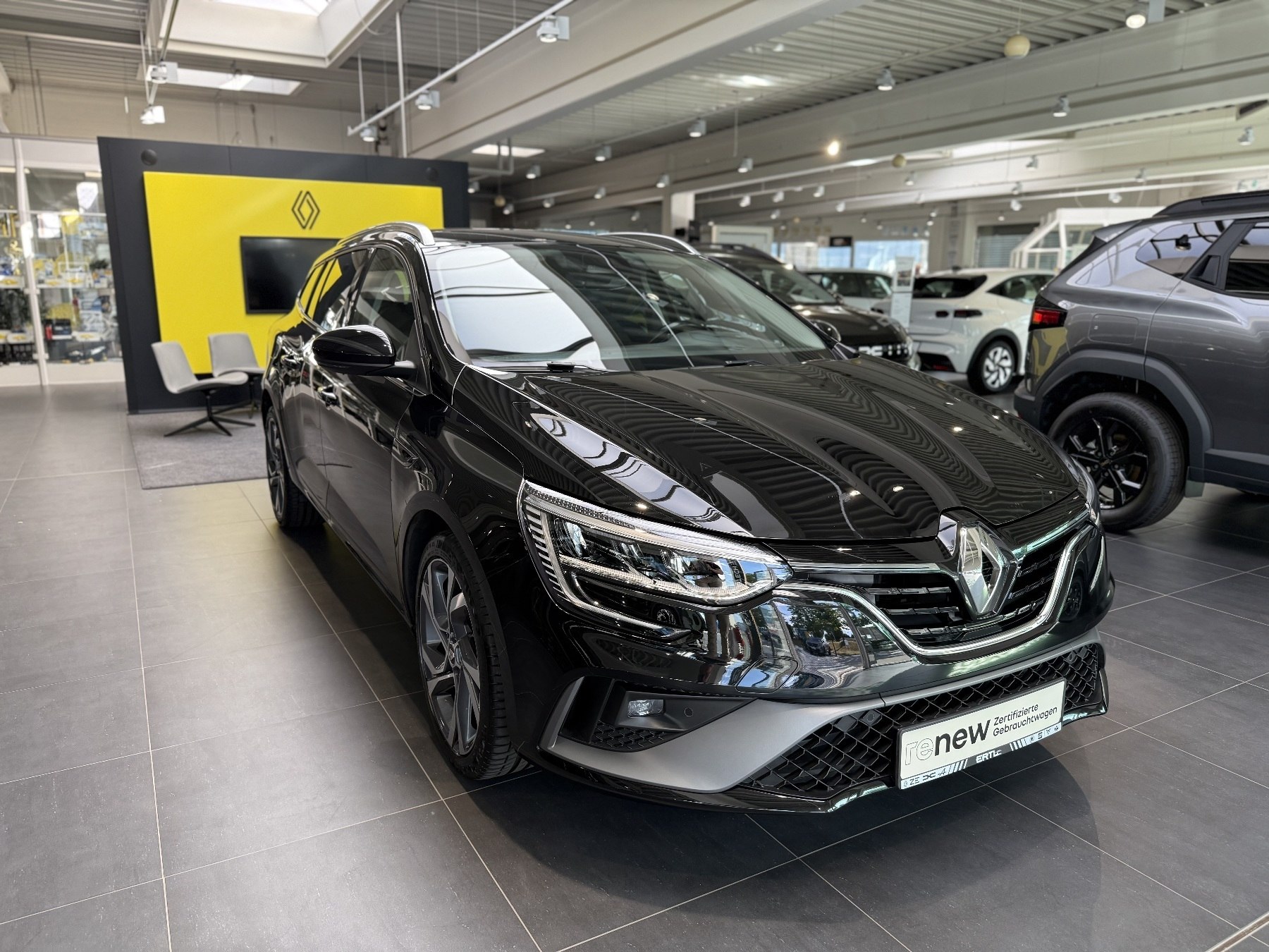 Bild 4 - Megane Grandtour R.S. LINE TCe 160 EDC