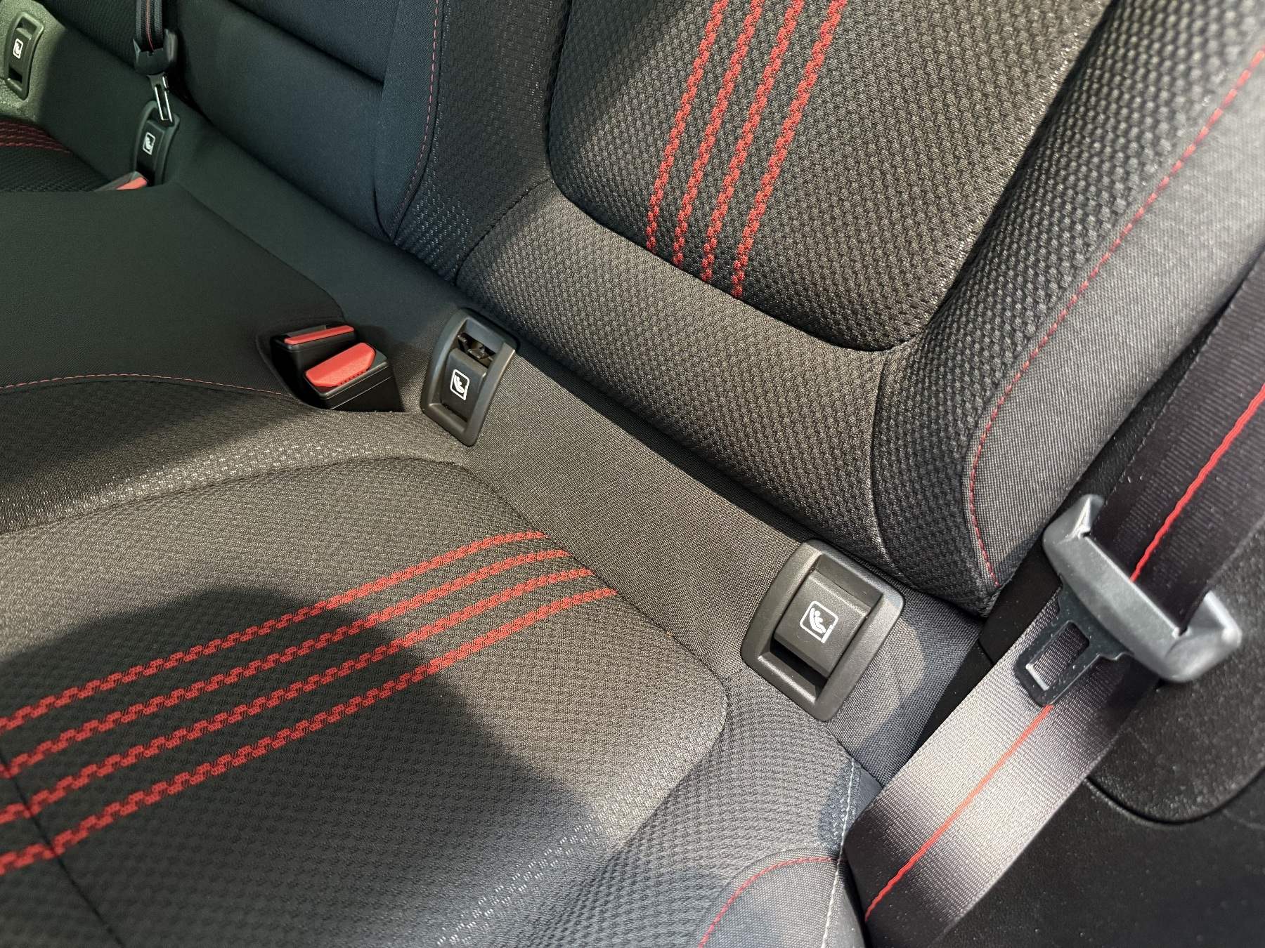 Bild 42 - Megane Grandtour R.S. LINE TCe 160 EDC