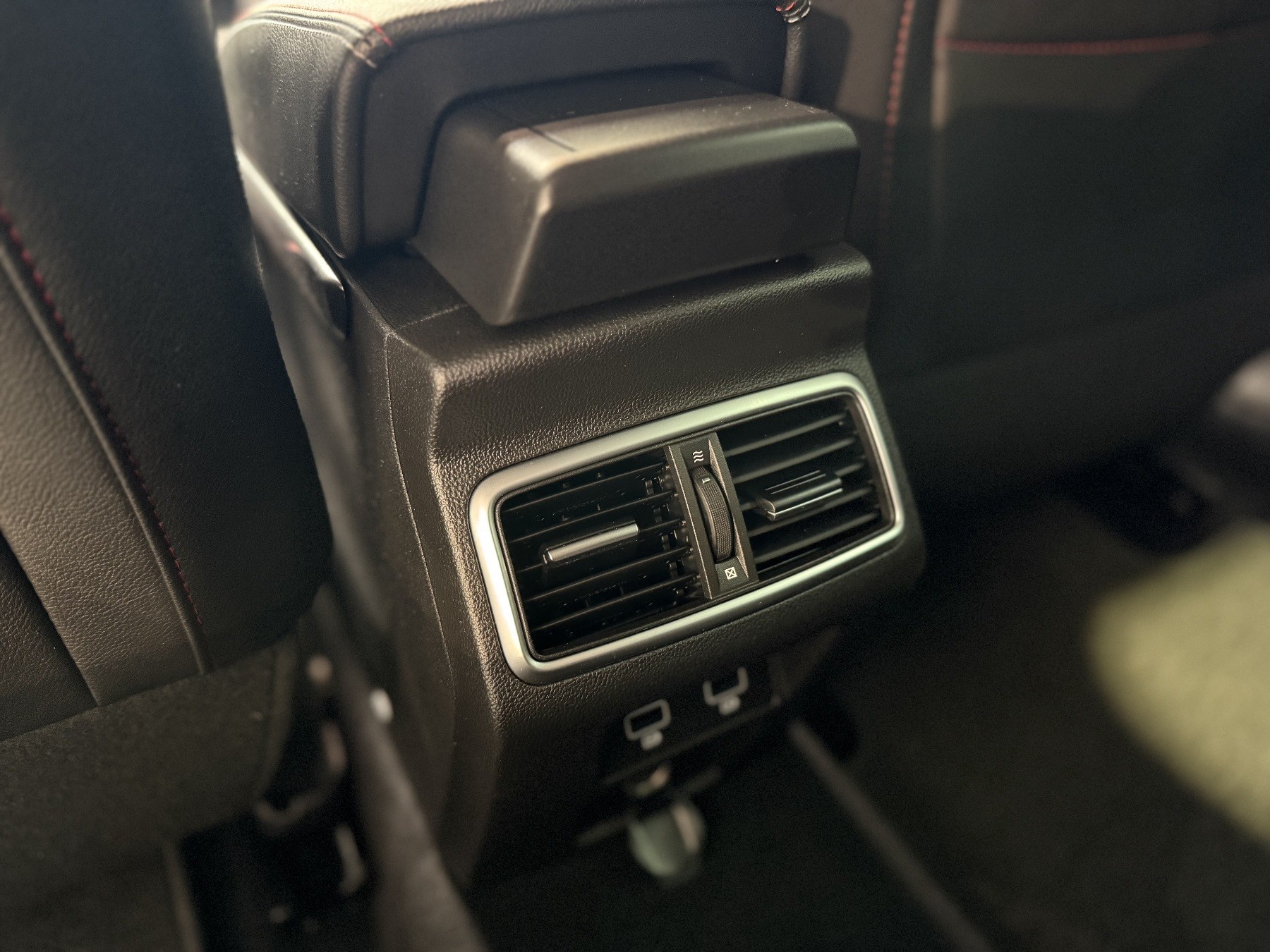 Bild 44 - Megane Grandtour R.S. LINE TCe 160 EDC